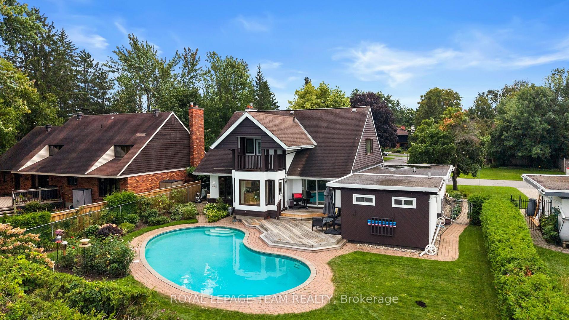Photo 3 of 14 Lismer Crescent, Ottawa, Kanata - Beaverbrook — HOMEH