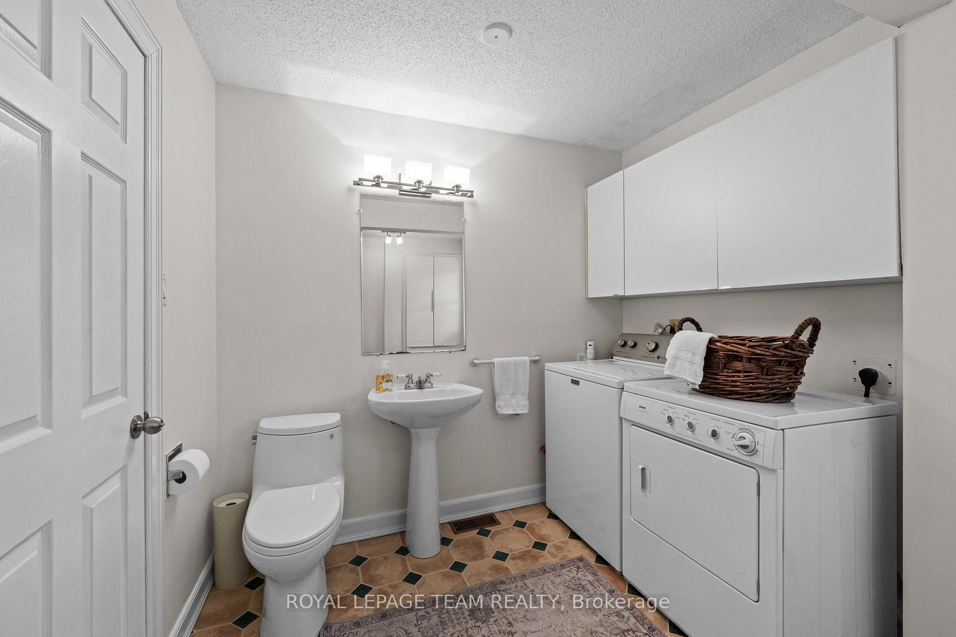 Photo 21 of 14 Lismer Crescent, Ottawa, Kanata - Beaverbrook — HOMEH