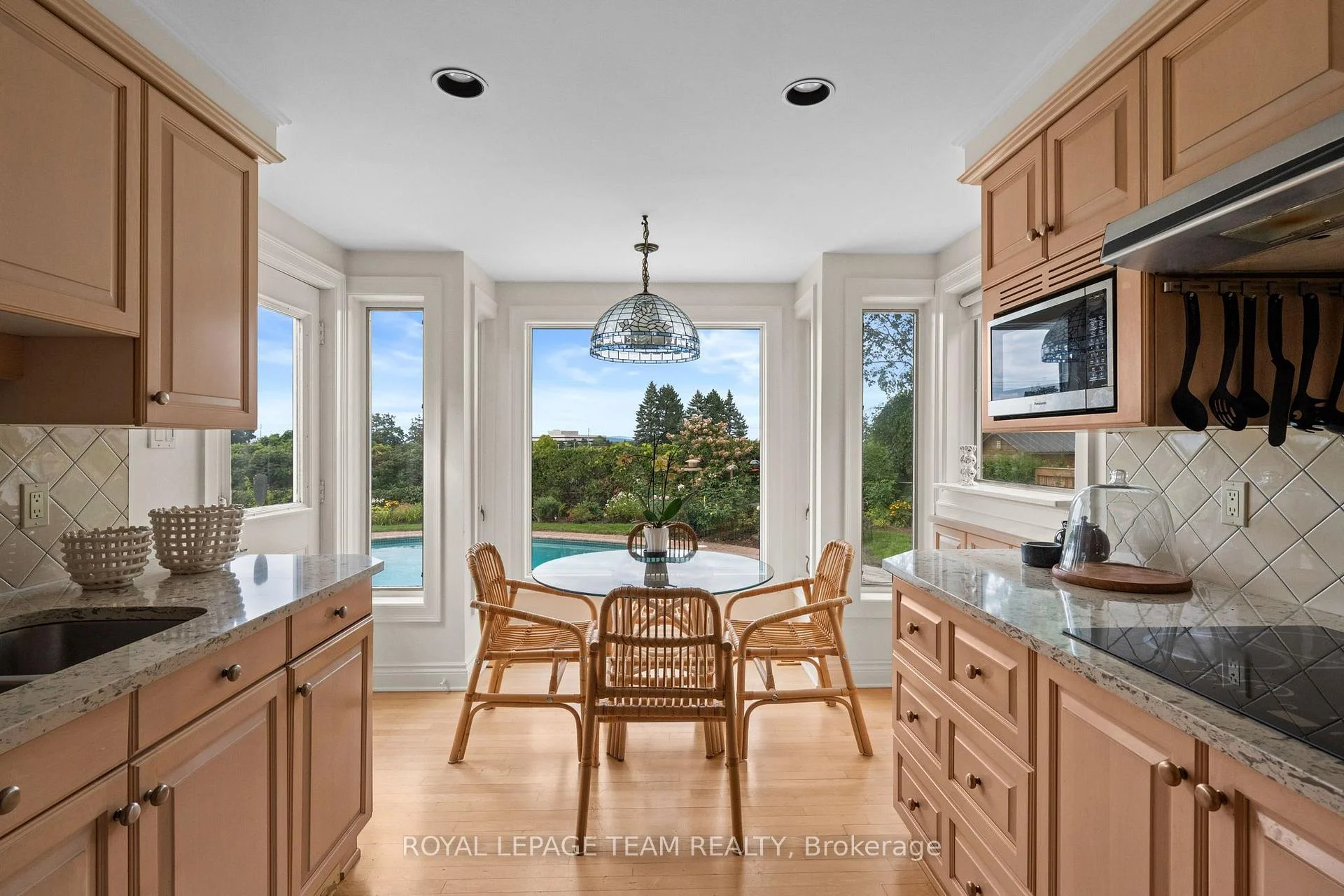 Photo 15 of 14 Lismer Crescent, Ottawa, Kanata - Beaverbrook — HOMEH
