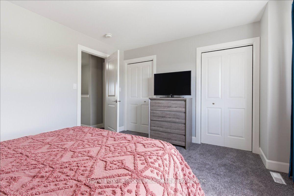 Photo 35 of 31 Dewal Place, Belleville, Belleville Ward — HOMEH