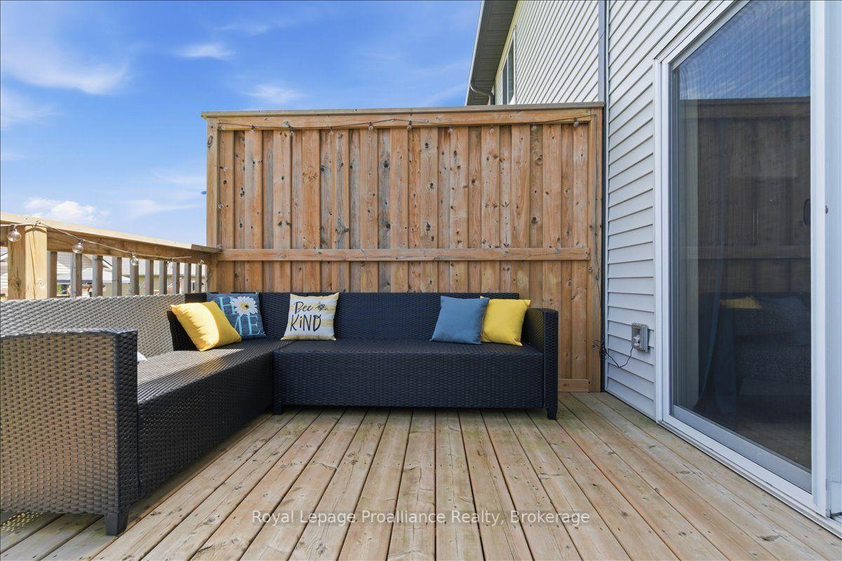 Photo 47 of 31 Dewal Place, Belleville, Belleville Ward — HOMEH