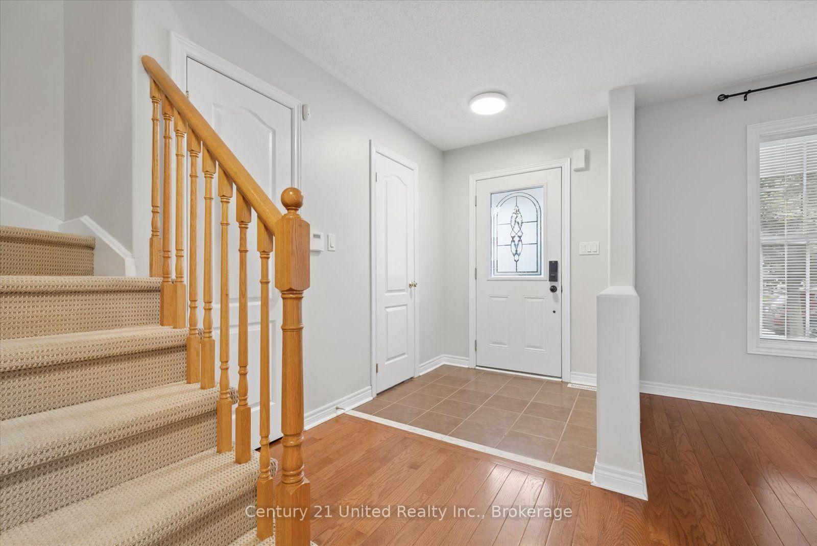 Photo 8 of 253 Bowen Drive, Peterborough, Northcrest Ward 5 — HOMEH