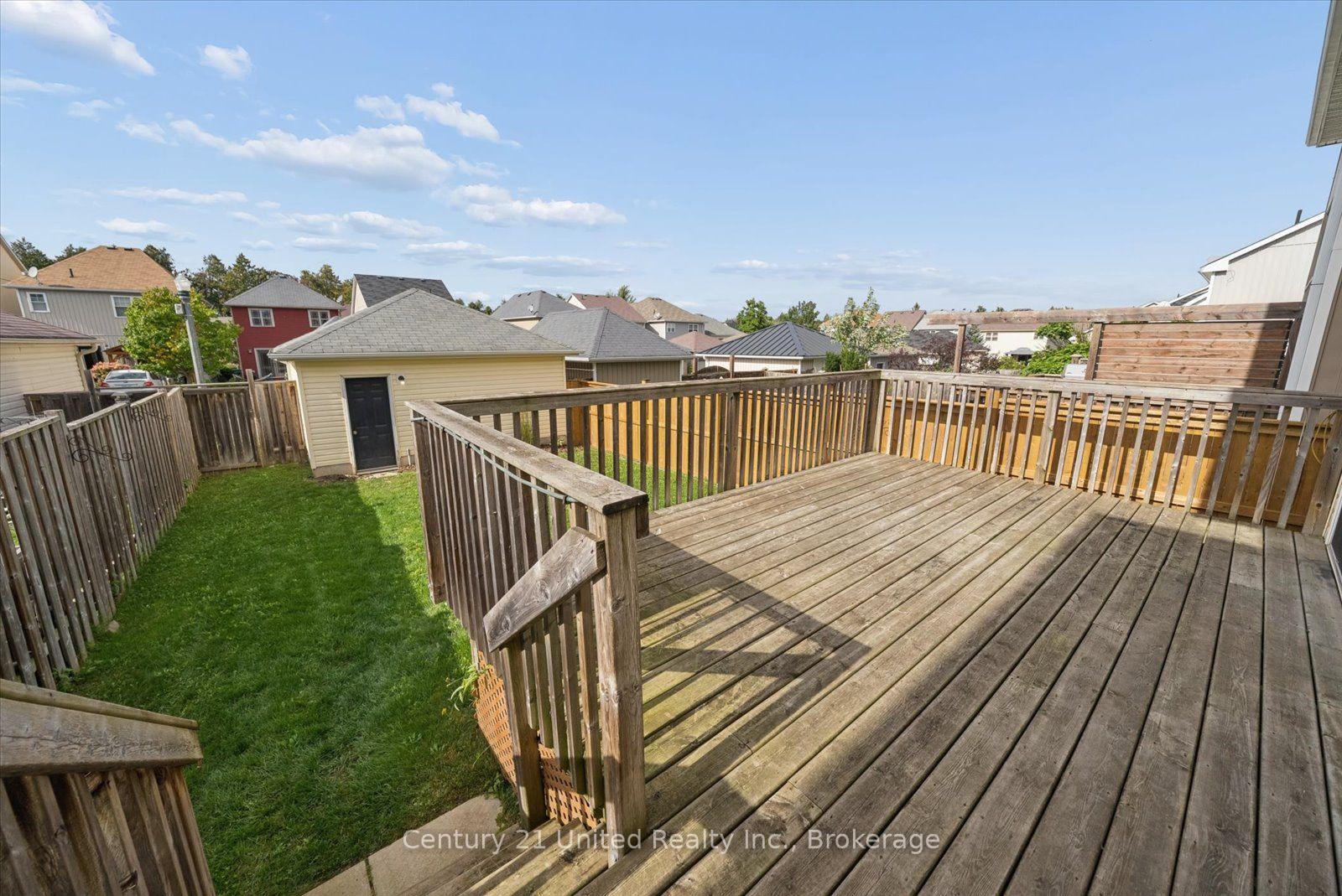 Photo 40 of 253 Bowen Drive, Peterborough, Northcrest Ward 5 — HOMEH
