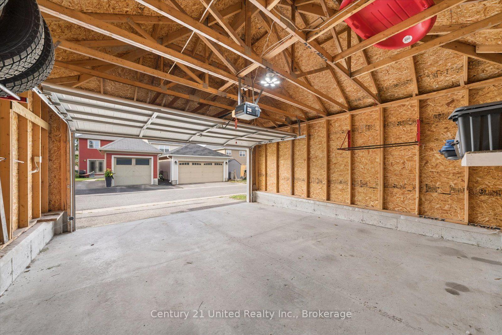 Photo 44 of 253 Bowen Drive, Peterborough, Northcrest Ward 5 — HOMEH