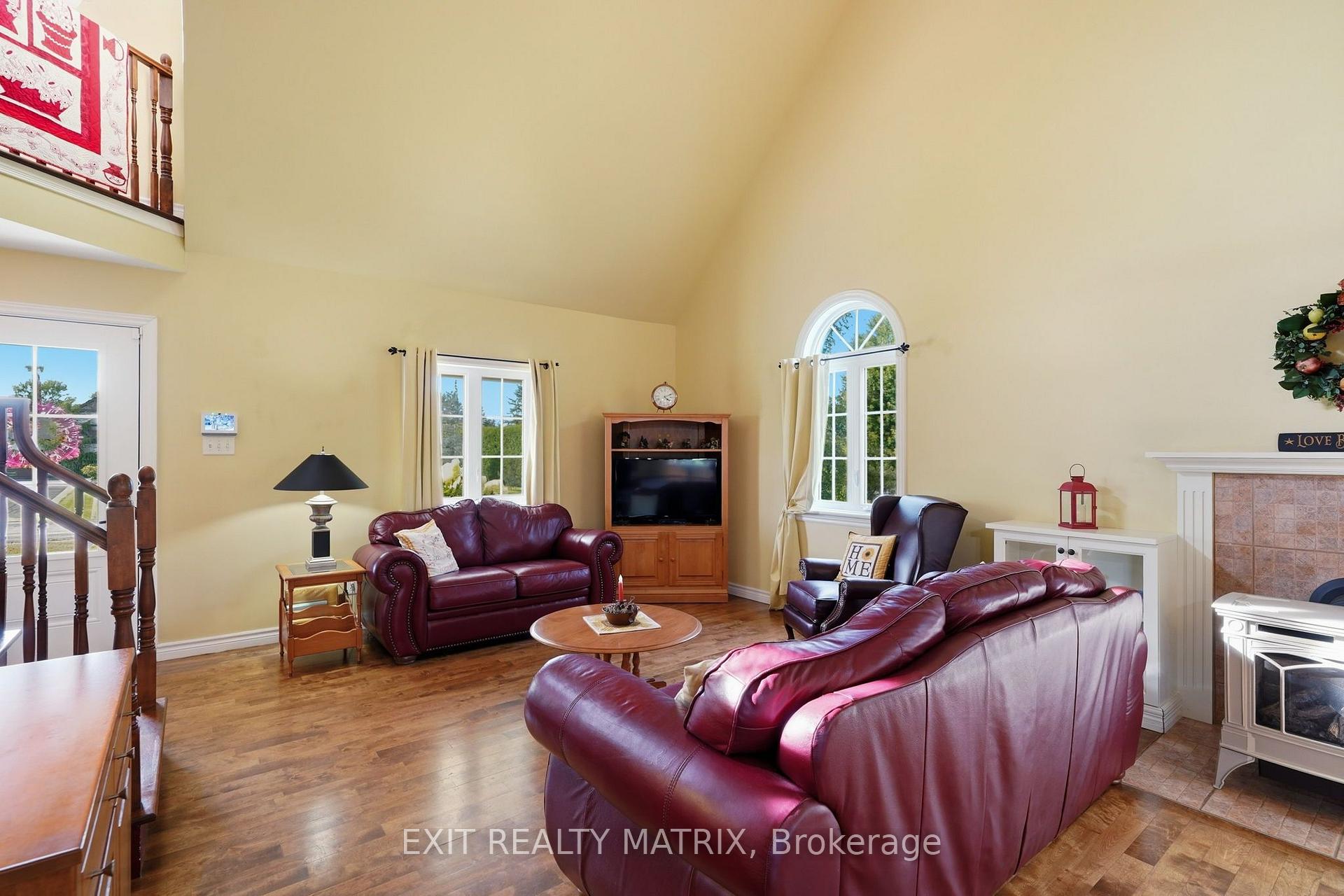 Photo 5 of 8 Ravary Street, Champlain, Champlain Twp — HOMEH