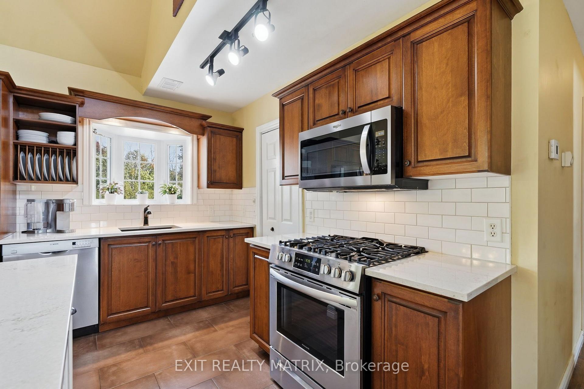 Photo 10 of 8 Ravary Street, Champlain, Champlain Twp — HOMEH
