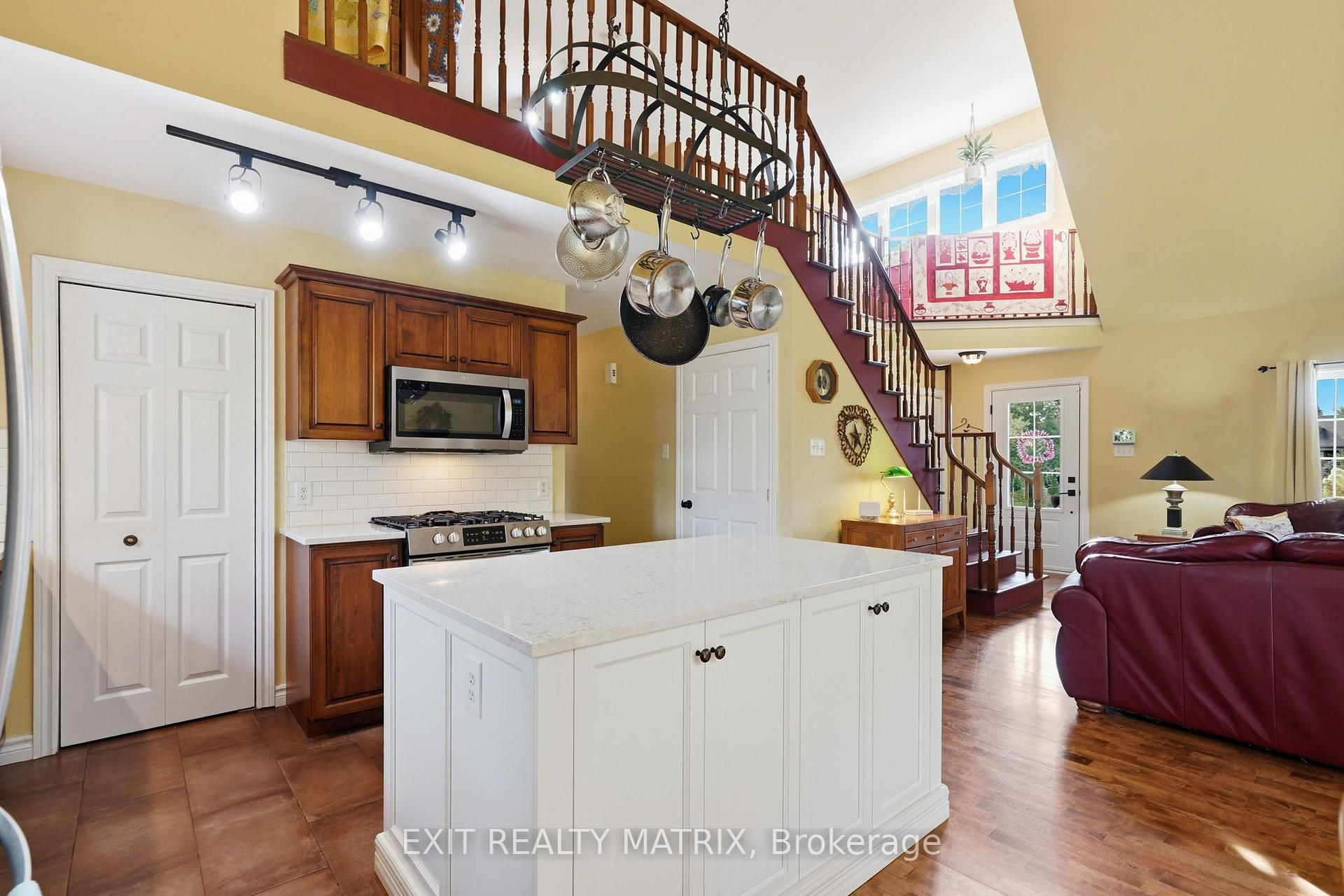 Photo 13 of 8 Ravary Street, Champlain, Champlain Twp — HOMEH