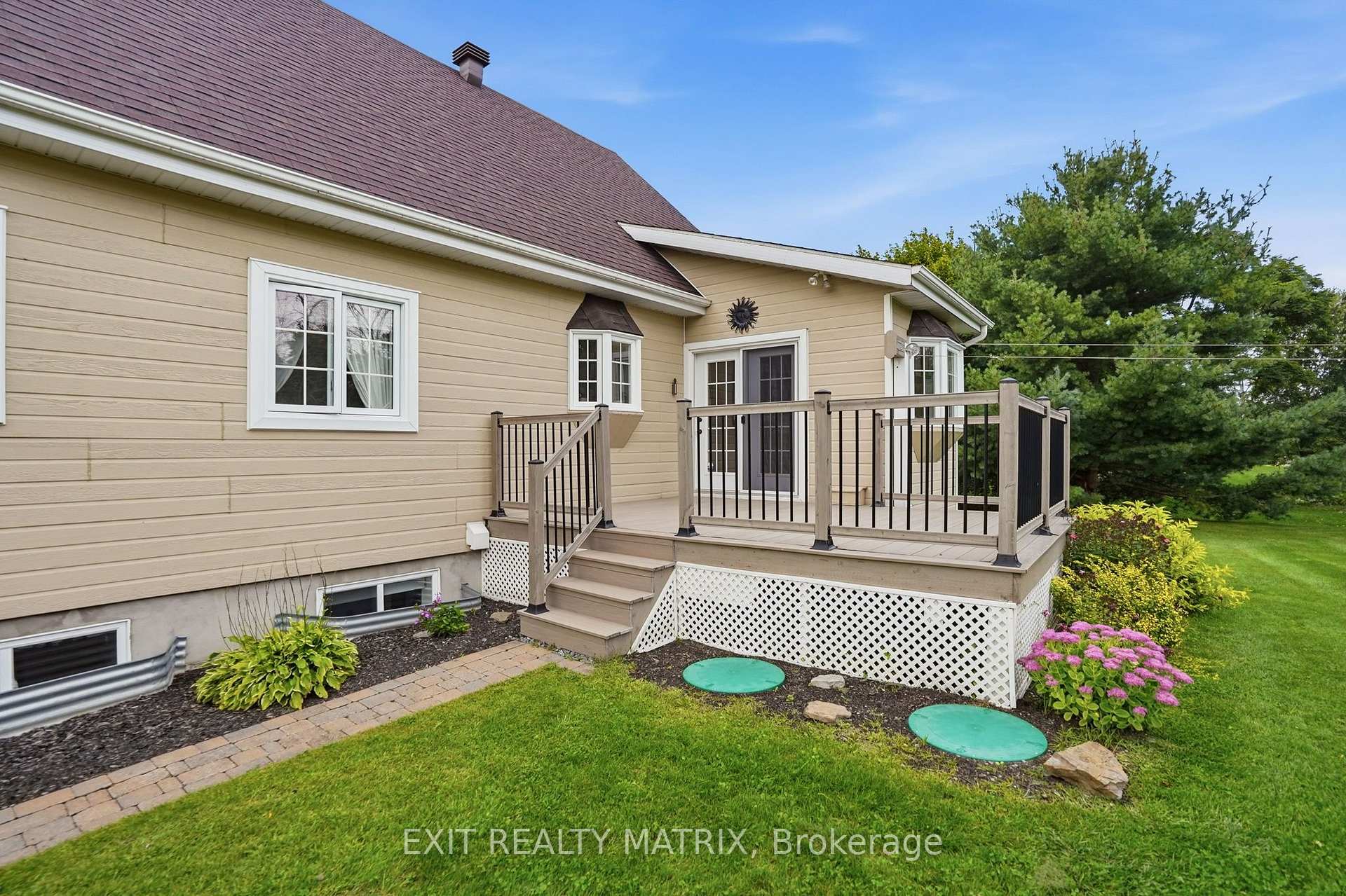 Photo 38 of 8 Ravary Street, Champlain, Champlain Twp — HOMEH