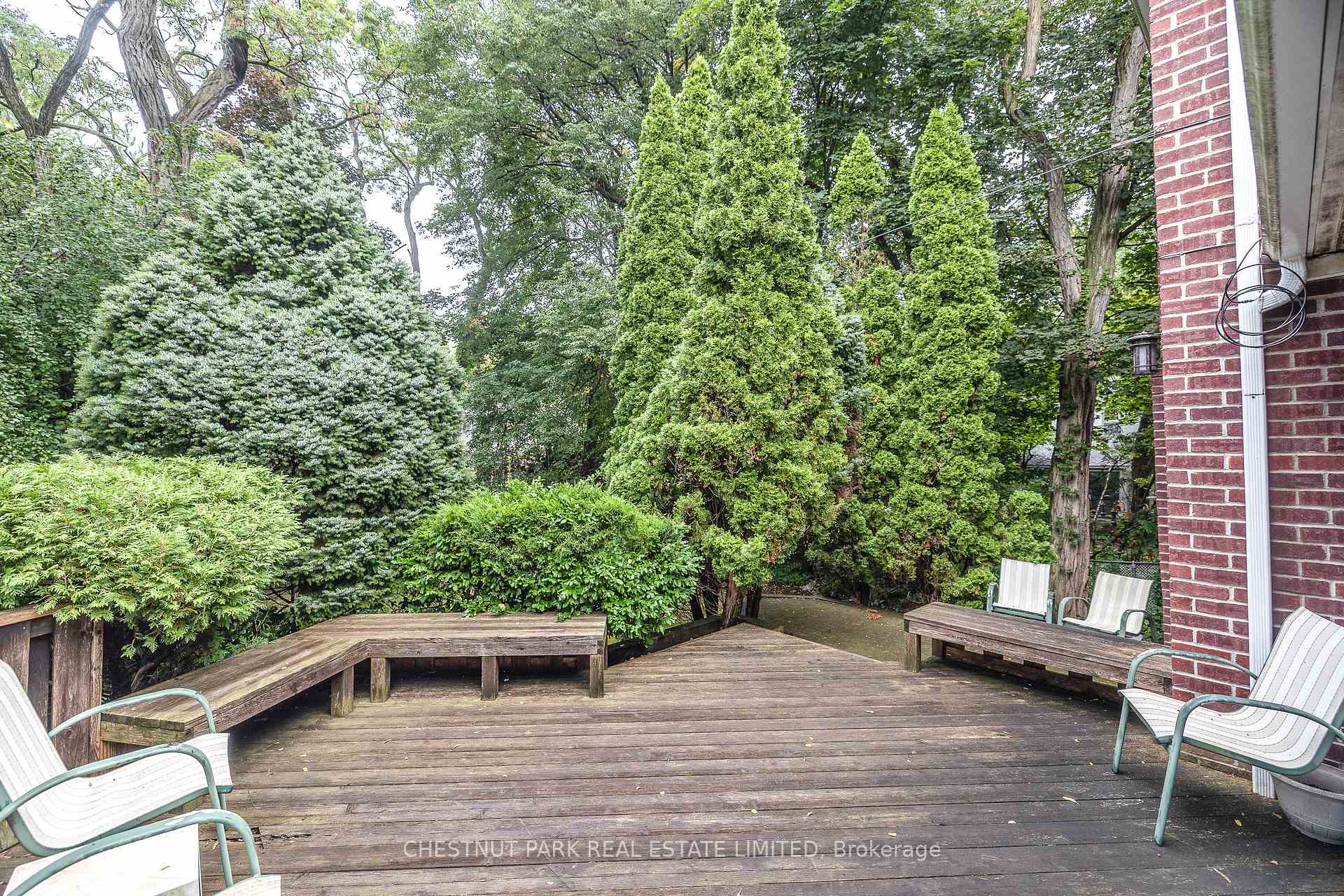 Photo 37 of 16 Lewes Crescent, North York, Bridle Path-Sunnybrook-York Mills — HOMEH