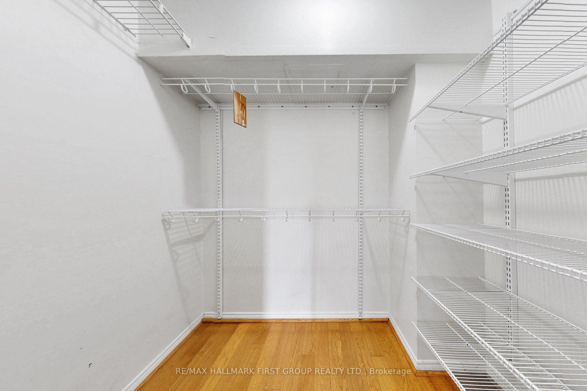 Photo 11 of Unit 904, 222 The Esplanade, Toronto, Waterfront Communities — HOMEH