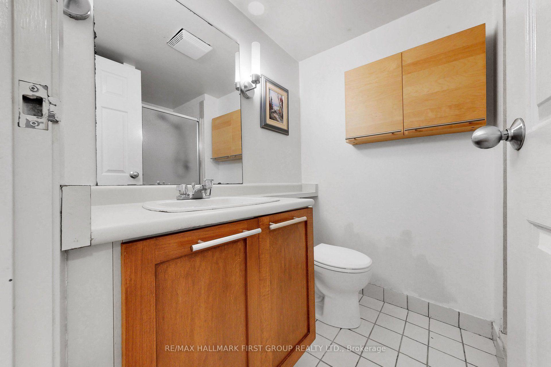 Photo 15 of Unit 904, 222 The Esplanade, Toronto, Waterfront Communities — HOMEH