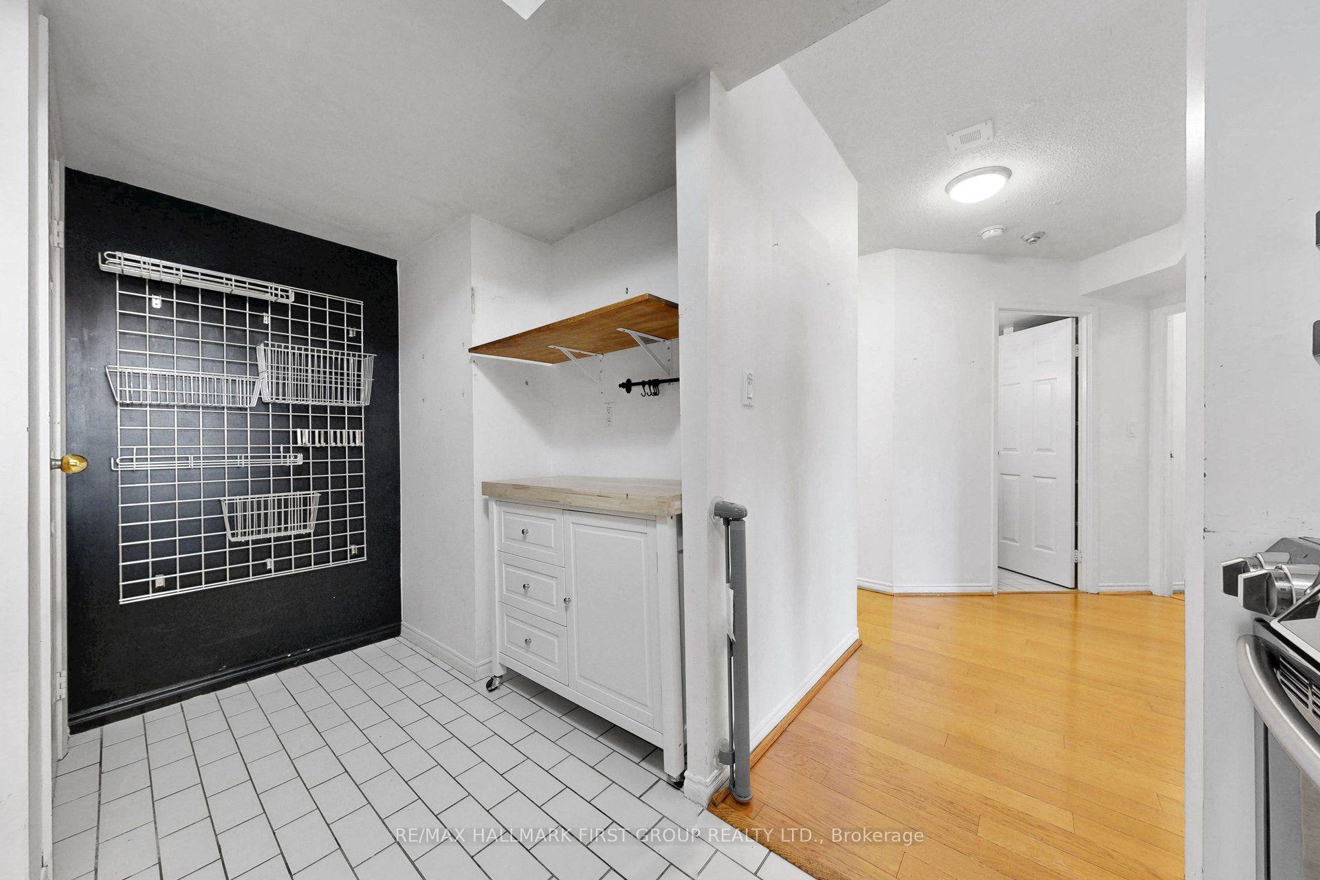 Photo 31 of Unit 904, 222 The Esplanade, Toronto, Waterfront Communities — HOMEH