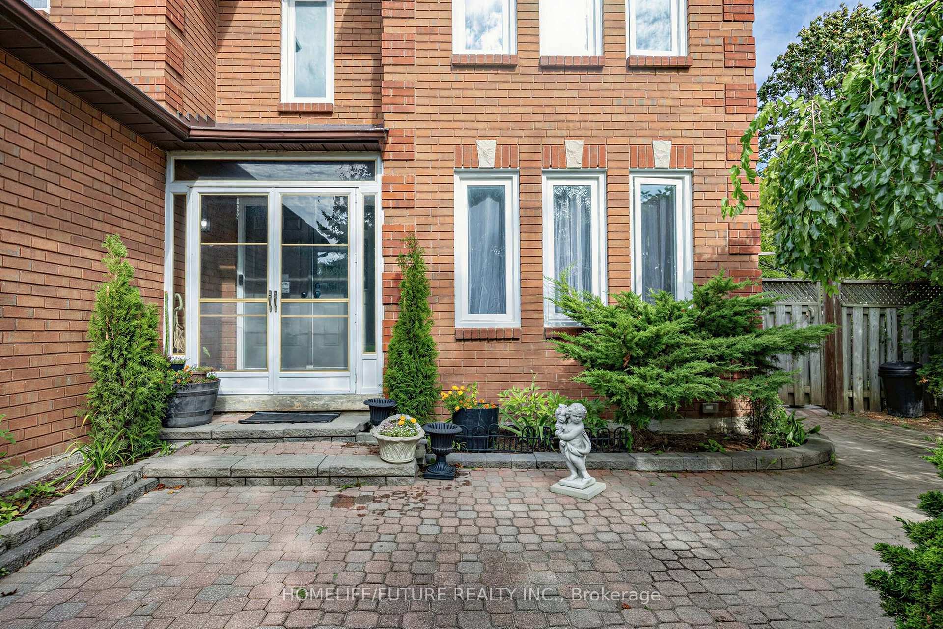 Photo 3 of 123 Bennett Avenue, Ajax, Central — HOMEH