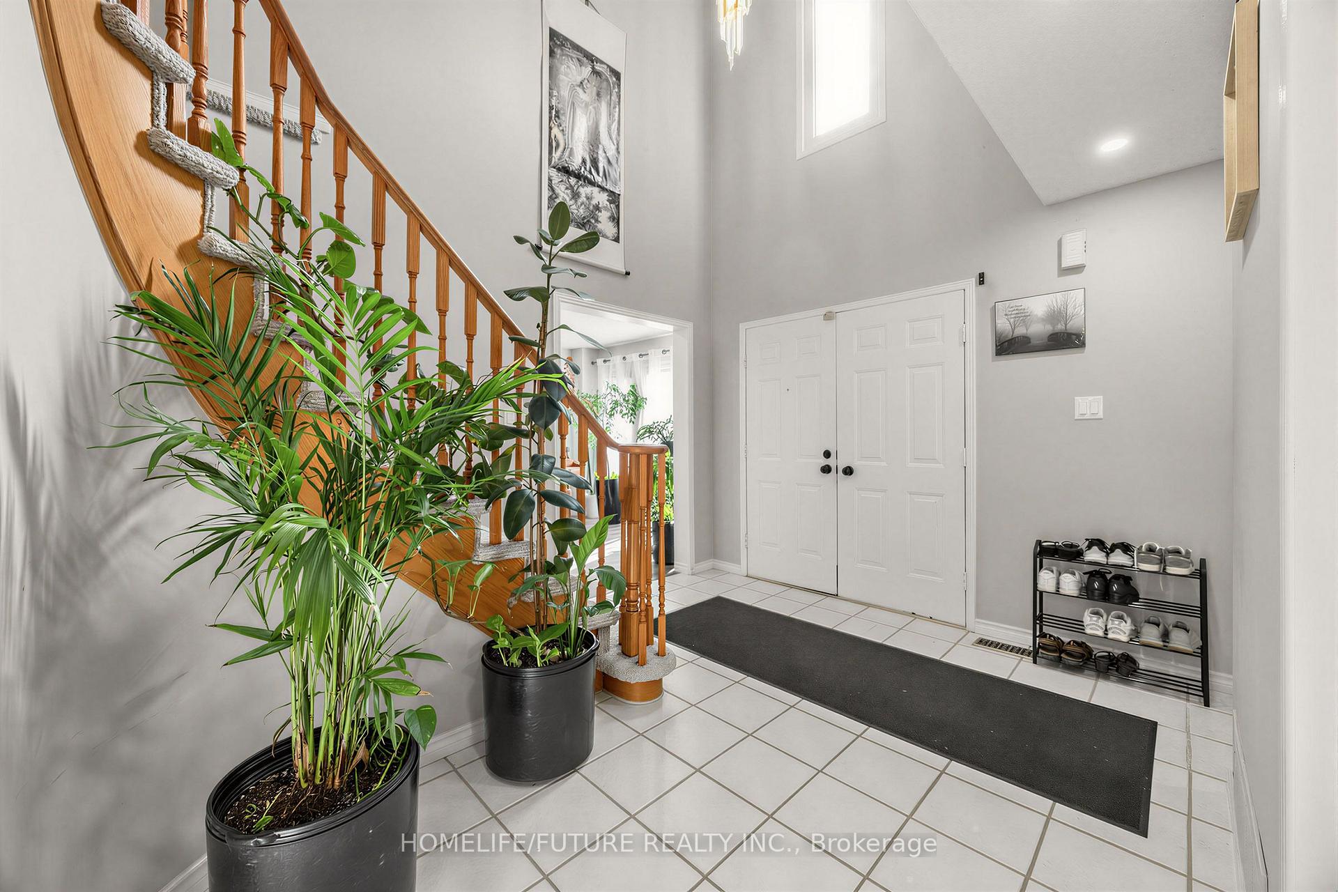 Photo 10 of 123 Bennett Avenue, Ajax, Central — HOMEH