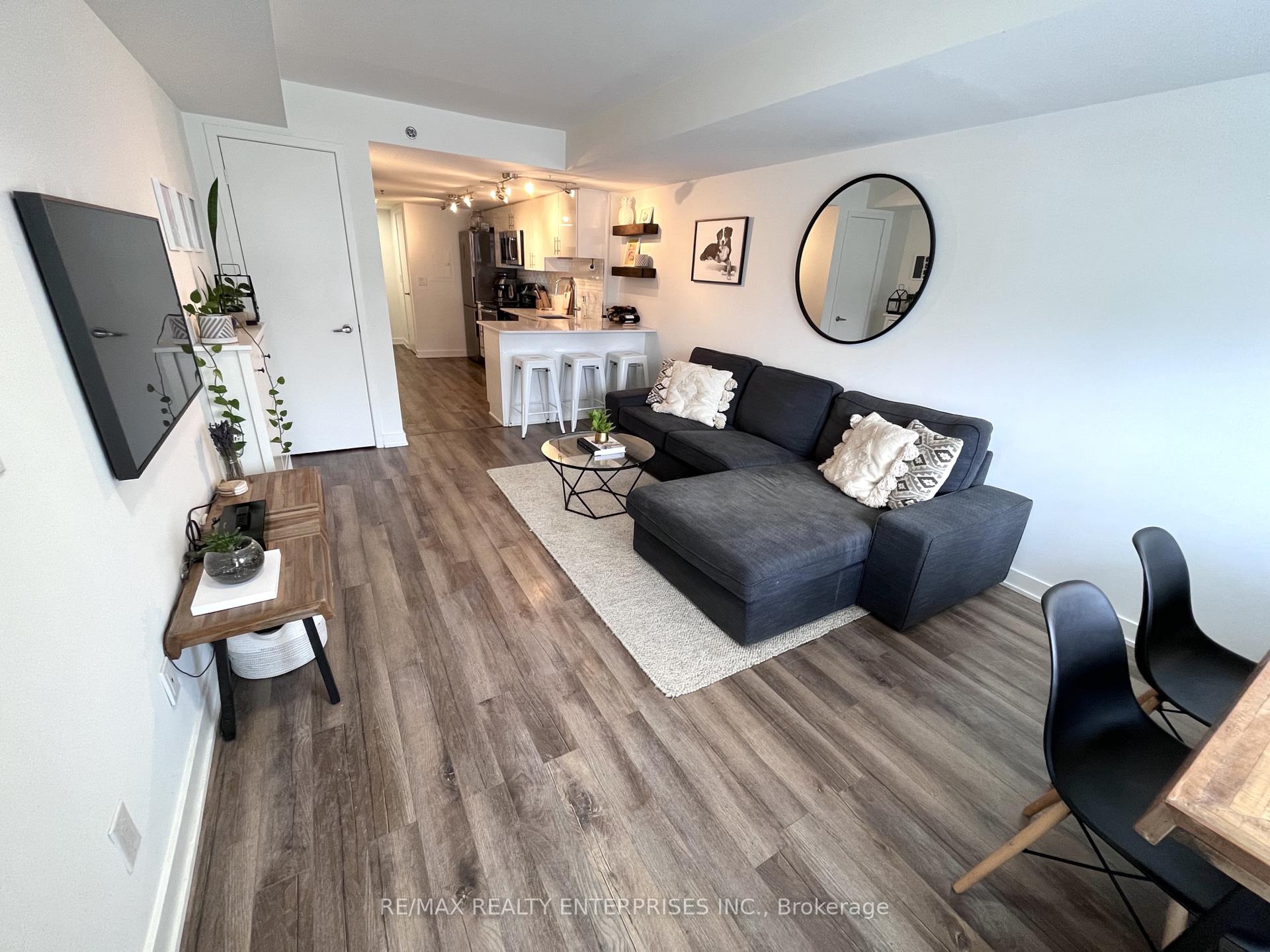 Photo of Unit TH1, 11 Superior Avenue