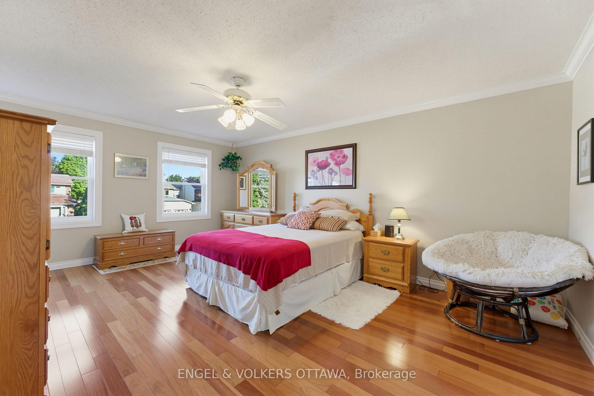 Photo 21 of 736 Hauteview Crescent, Ottawa, Fallingbrook/Ridgemount — HOMEH