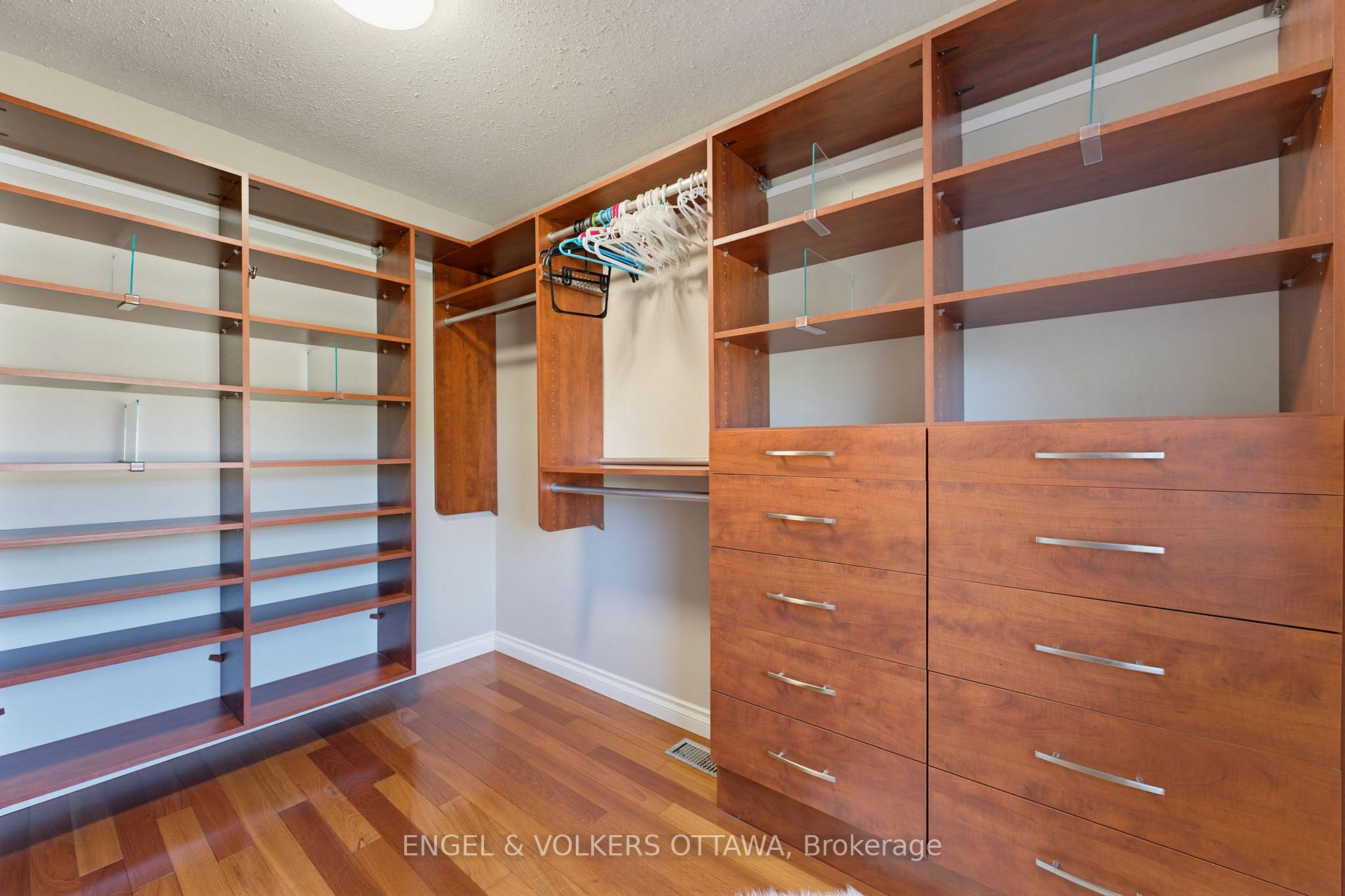 Photo 23 of 736 Hauteview Crescent, Ottawa, Fallingbrook/Ridgemount — HOMEH