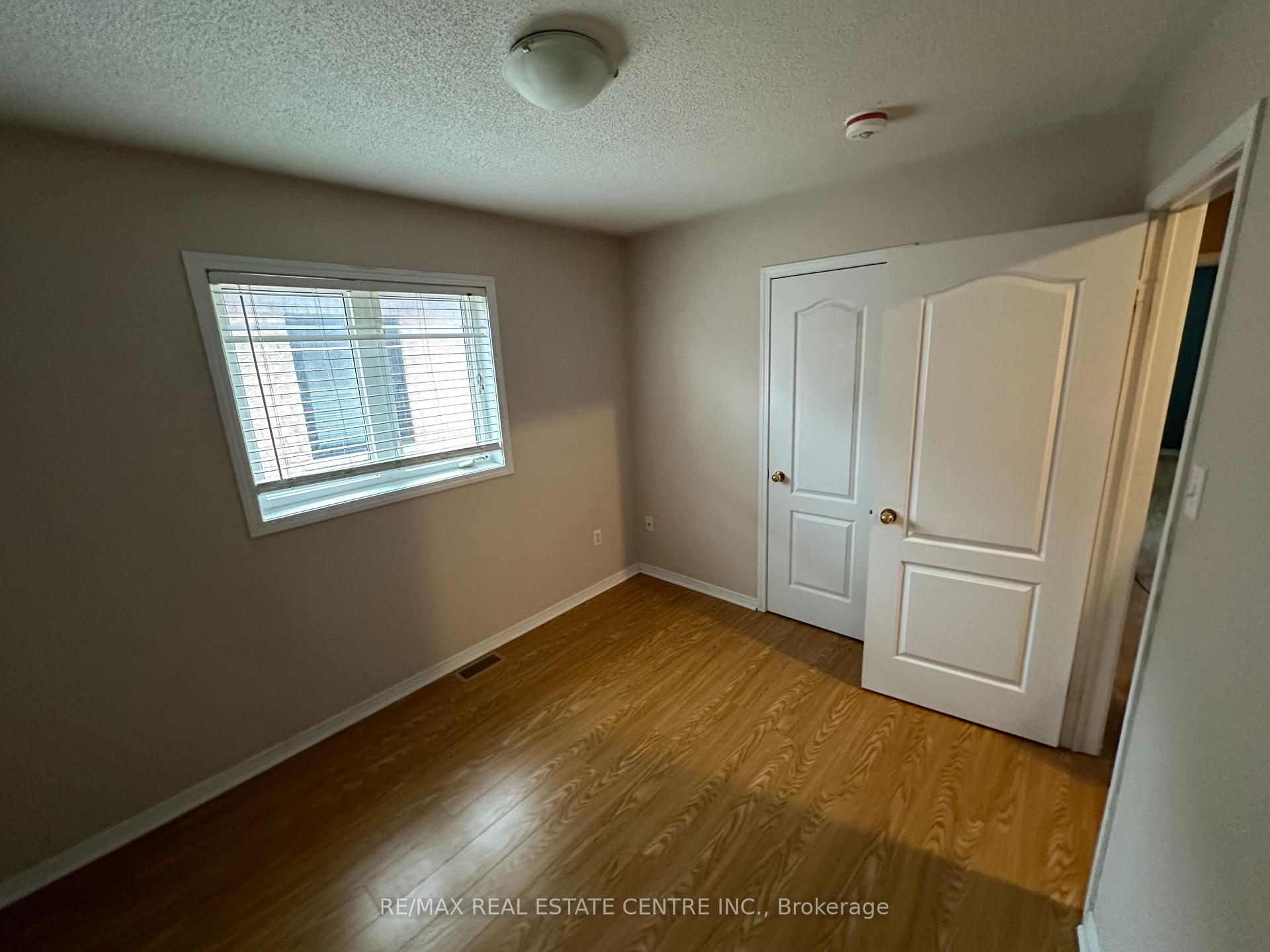Photo 14 of 104 Native Landing Crescent, Brampton, Fletcher's Creek Village — HOMEH