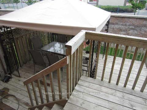 Photo 15 of 104 Native Landing Crescent, Brampton, Fletcher's Creek Village — HOMEH