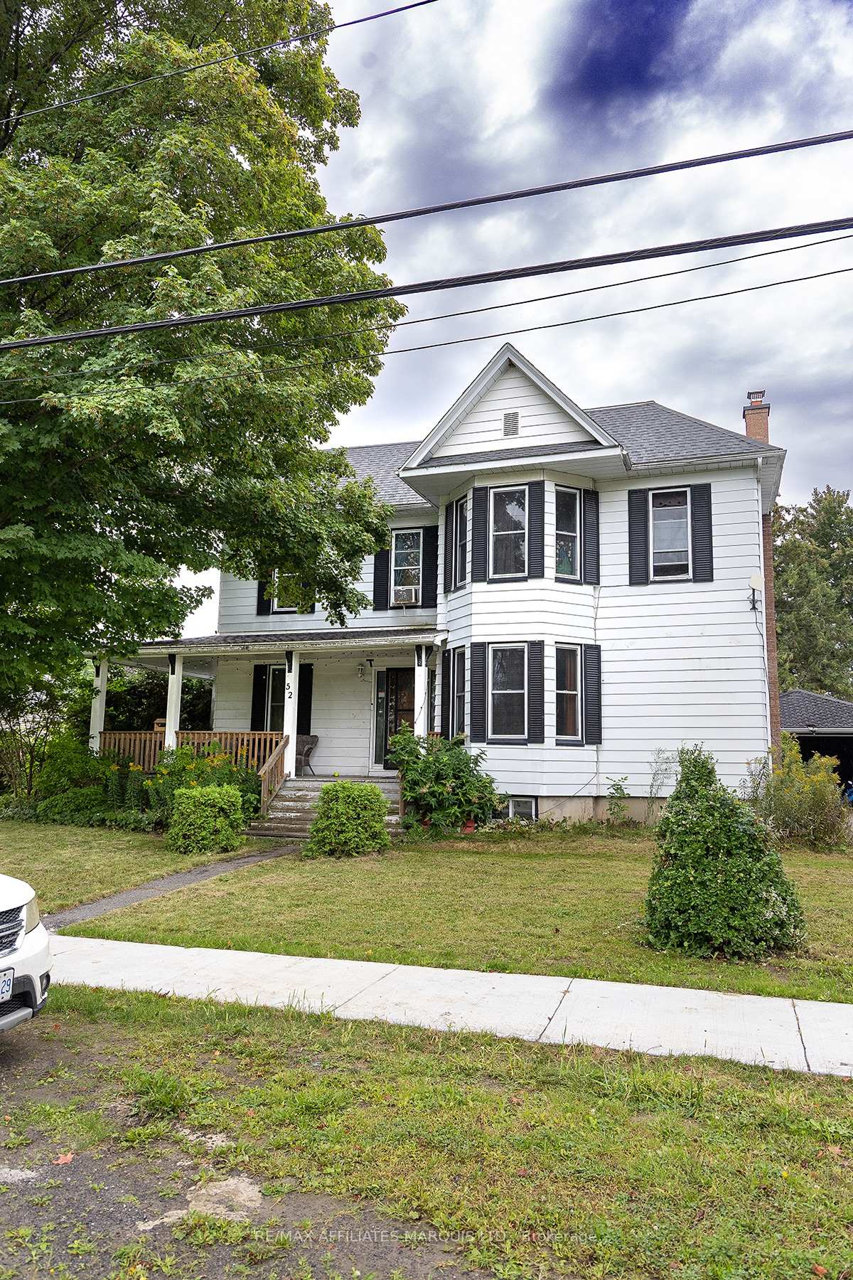 Photo of 52 Beach Avenue