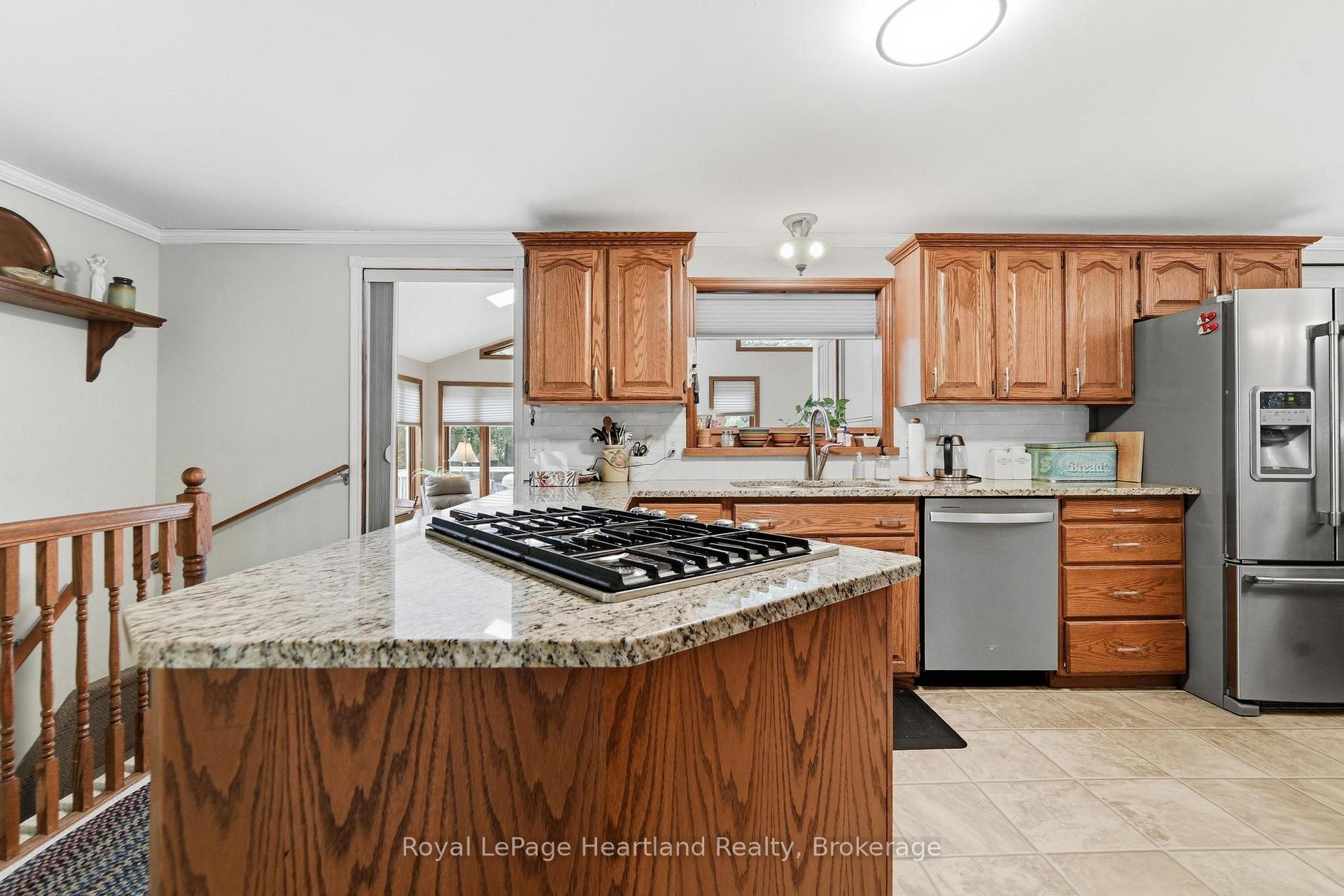 Photo 12 of 138 Victoria Terrace, Central Huron, Clinton — HOMEH