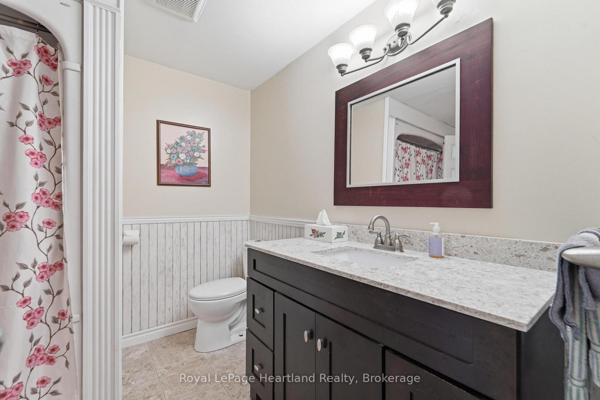 Photo 18 of 138 Victoria Terrace, Central Huron, Clinton — HOMEH