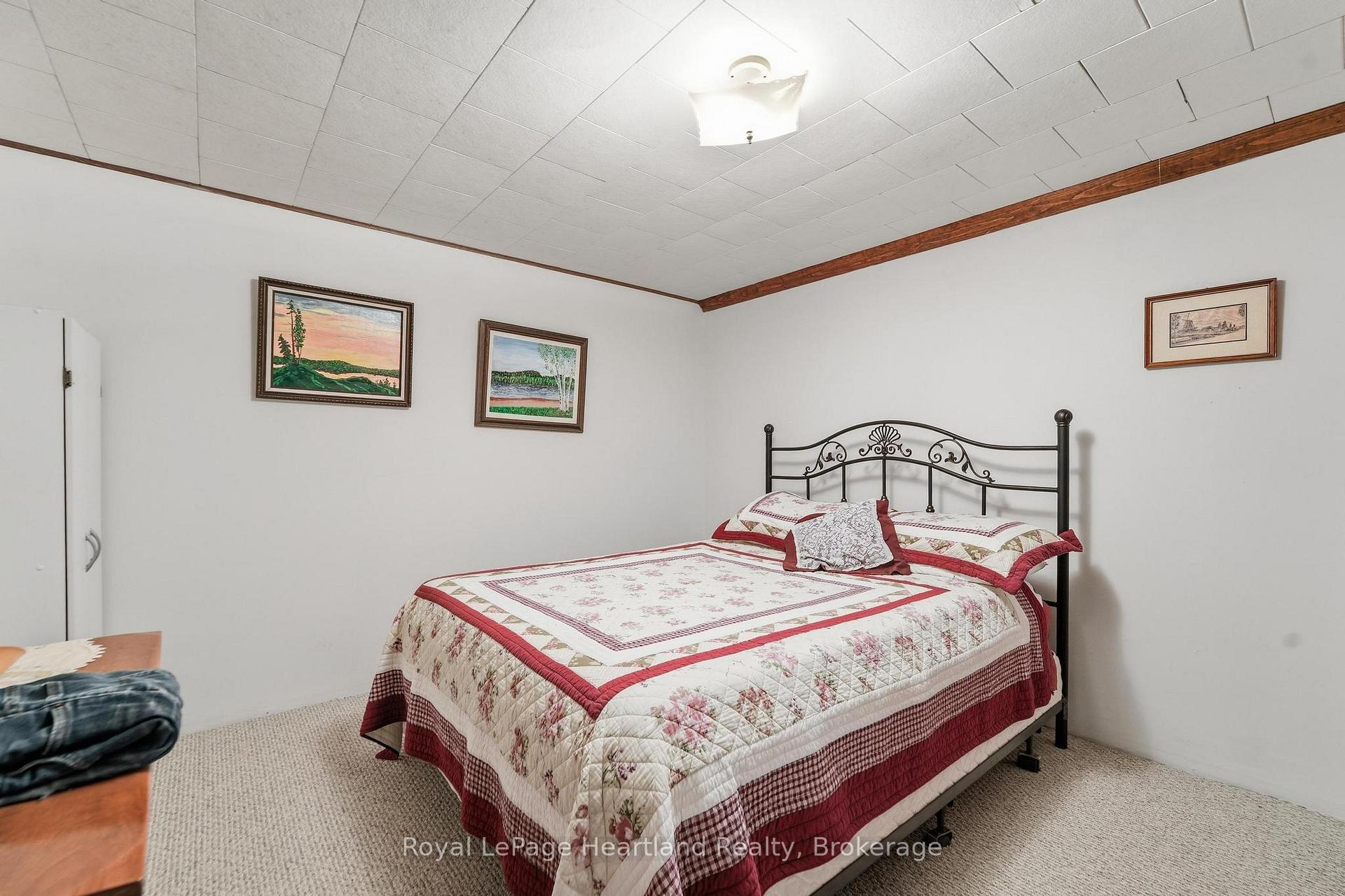 Photo 32 of 138 Victoria Terrace, Central Huron, Clinton — HOMEH