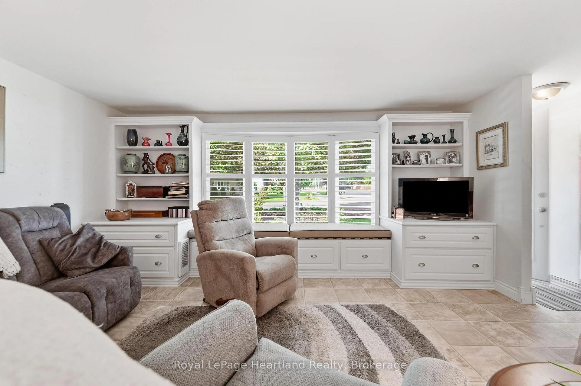 Photo 7 of 138 Victoria Terrace, Central Huron, Clinton — HOMEH