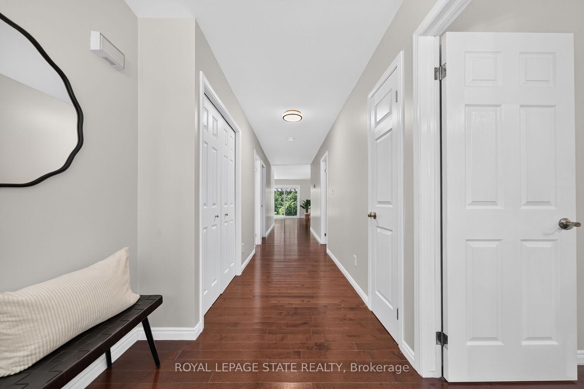 Photo 5 of 31 Gilcrest Street, Hamilton, Gurnett — HOMEH