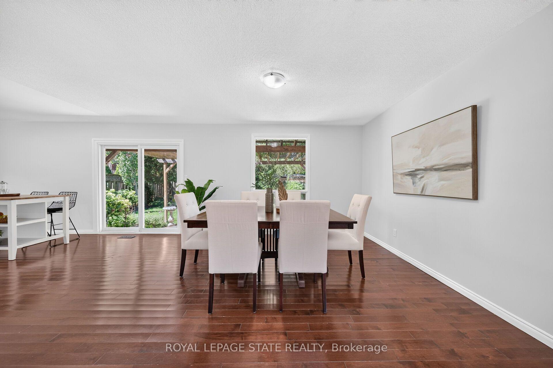 Photo 16 of 31 Gilcrest Street, Hamilton, Gurnett — HOMEH