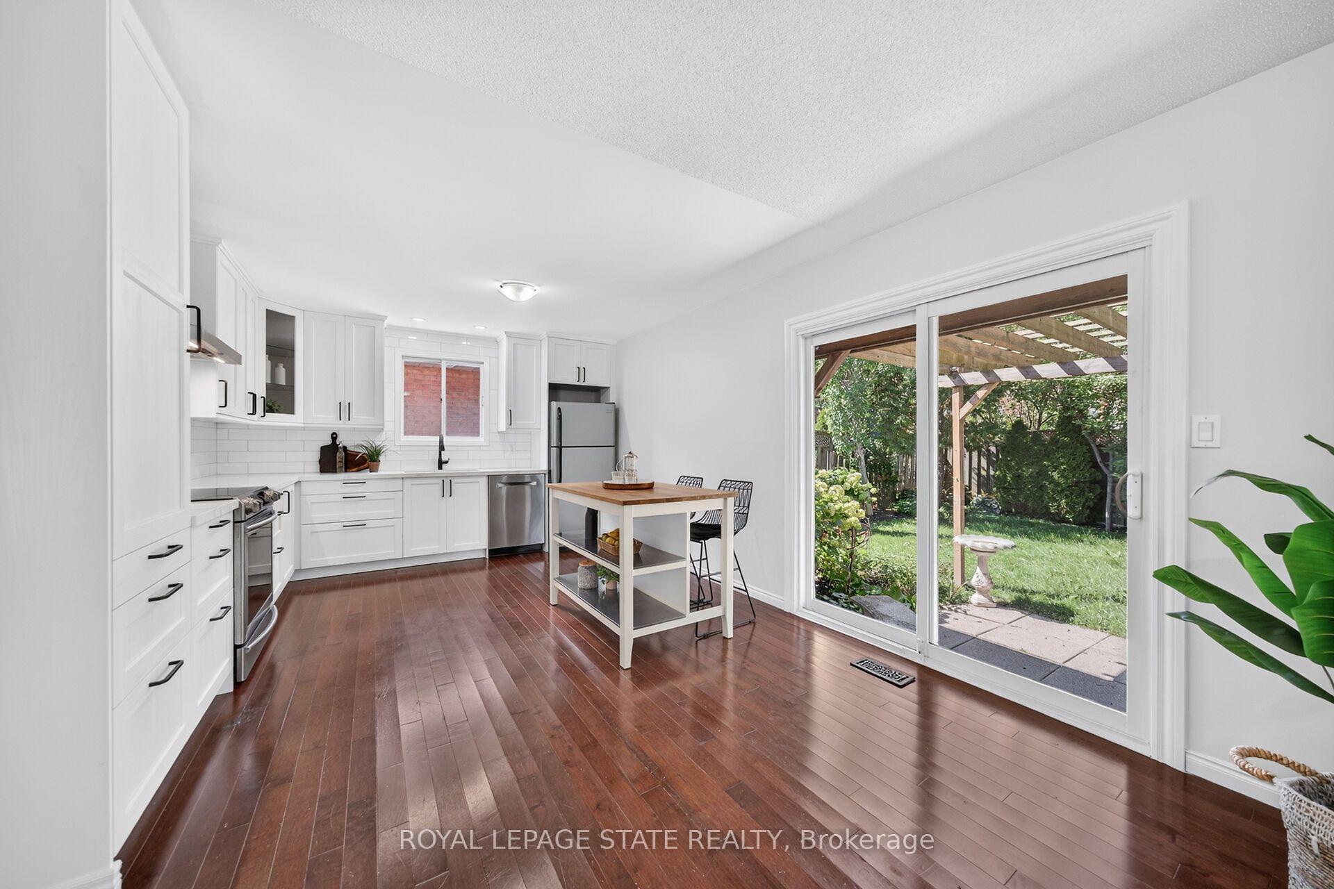 Photo 22 of 31 Gilcrest Street, Hamilton, Gurnett — HOMEH