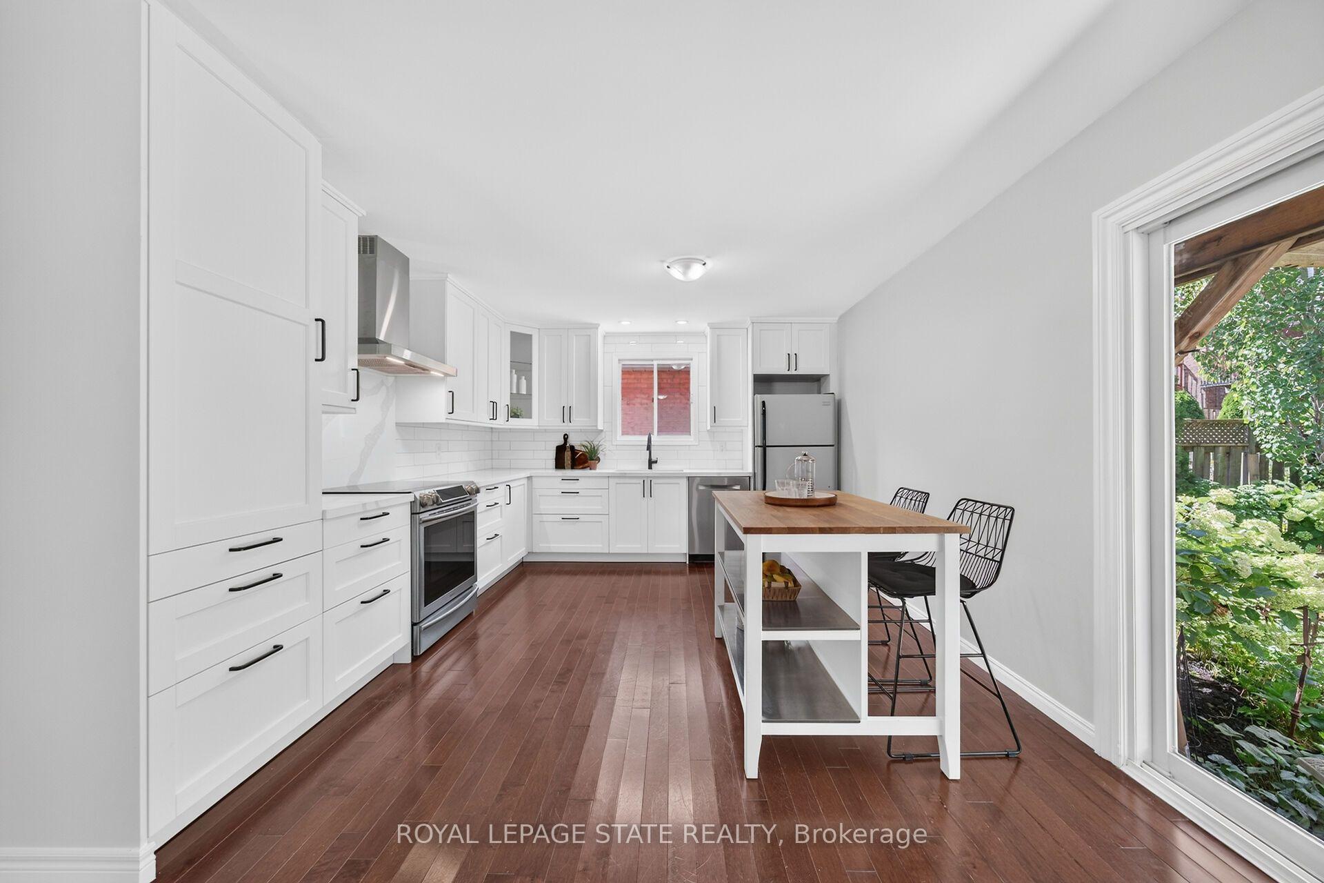 Photo 23 of 31 Gilcrest Street, Hamilton, Gurnett — HOMEH