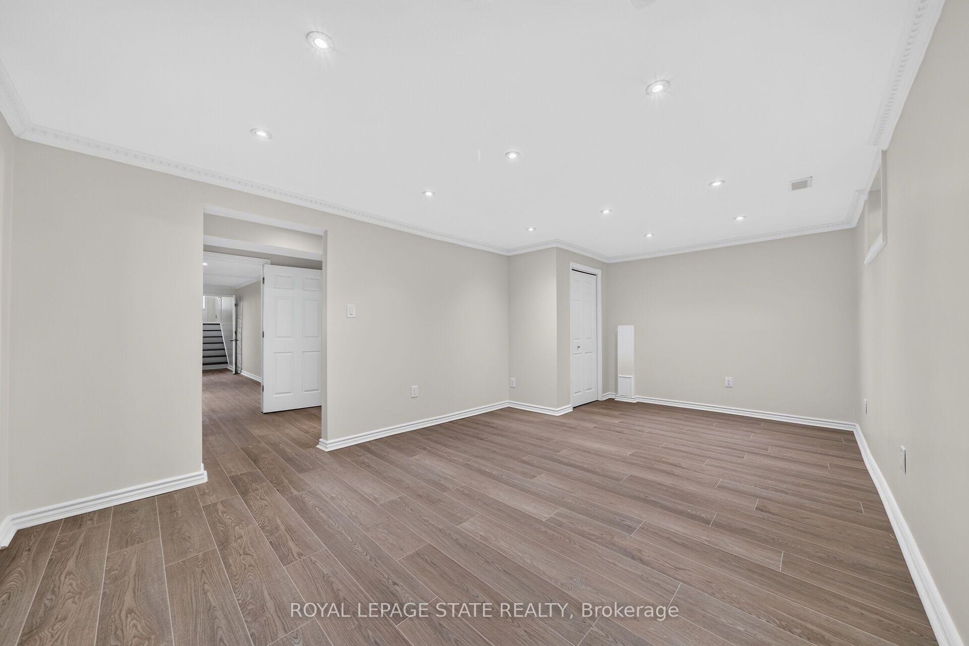 Photo 36 of 31 Gilcrest Street, Hamilton, Gurnett — HOMEH