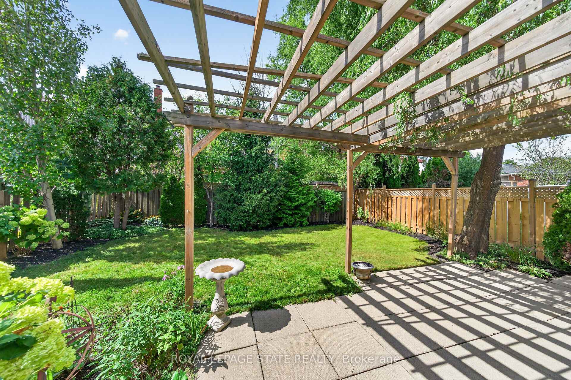 Photo 46 of 31 Gilcrest Street, Hamilton, Gurnett — HOMEH