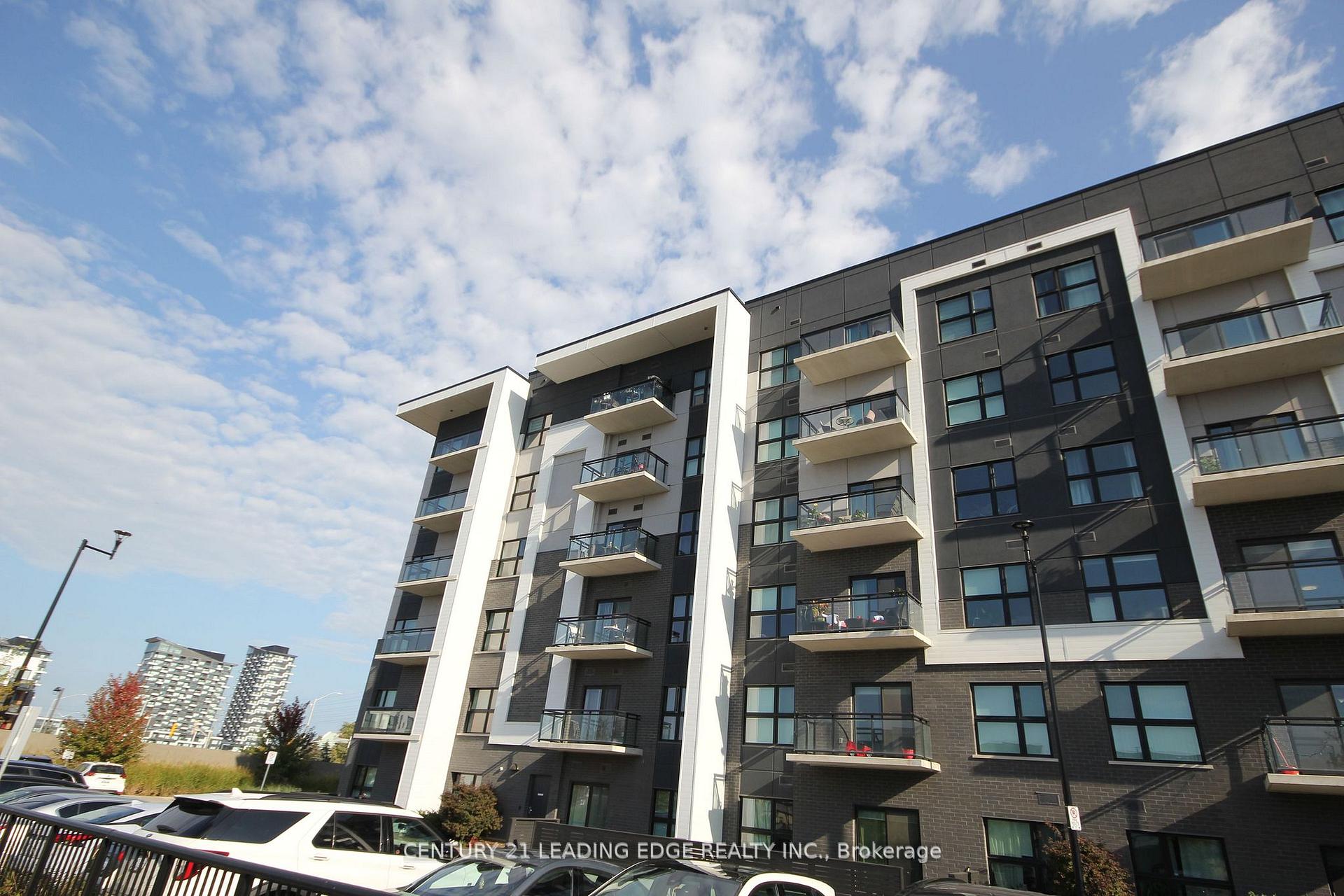Front of Unit 108, 128 Grovewood Common