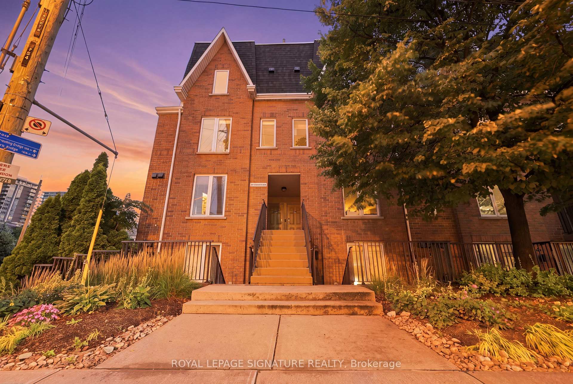 Photo 39 of Unit 635, 92 Strachan Avenue, Toronto, Niagara — HOMEH