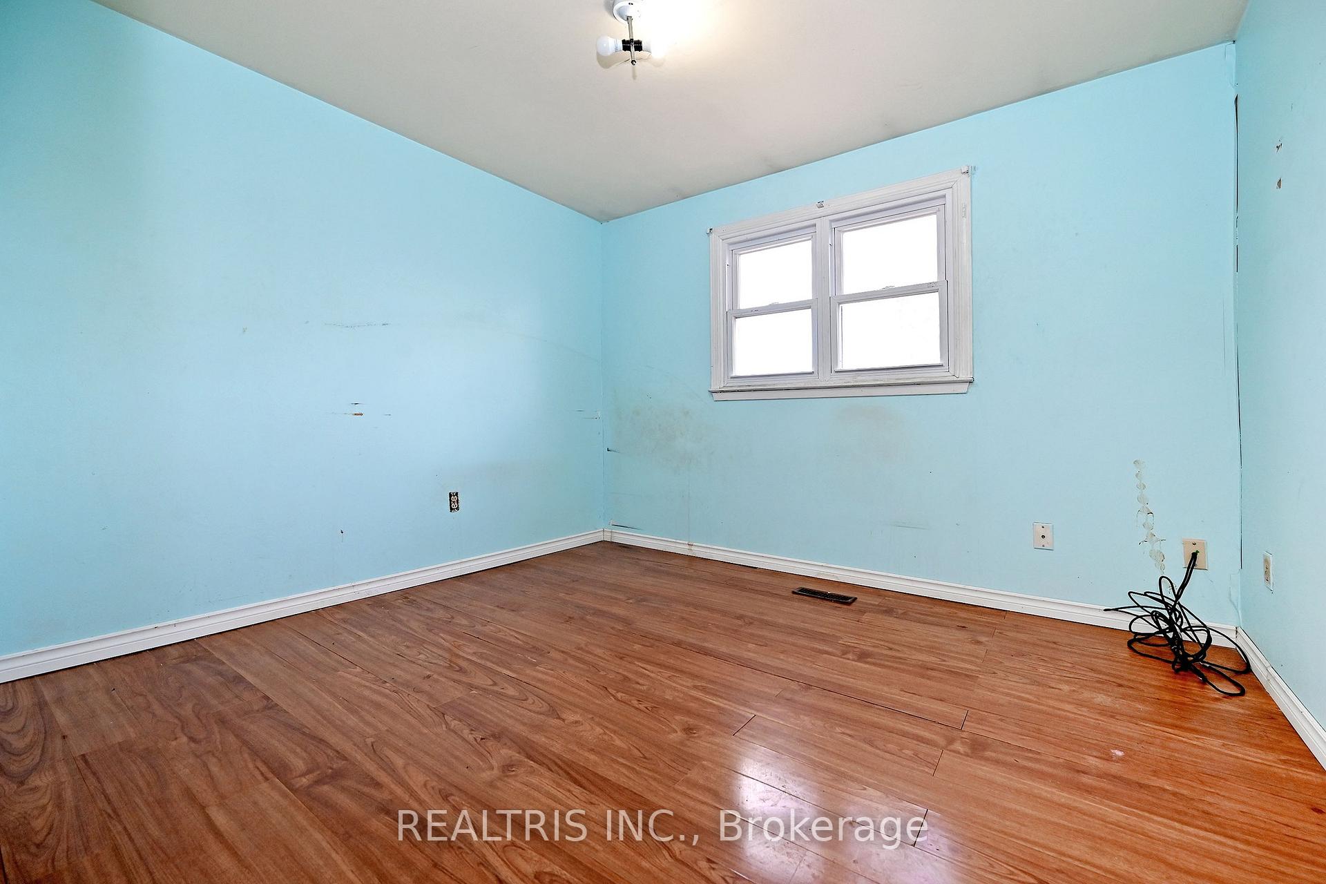 Photo 16 of 116 Sutherland Avenue, Brampton, Madoc — HOMEH