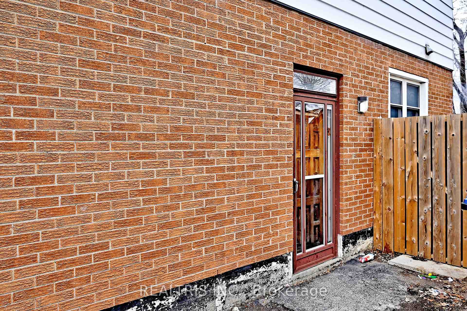 Photo 28 of 116 Sutherland Avenue, Brampton, Madoc — HOMEH