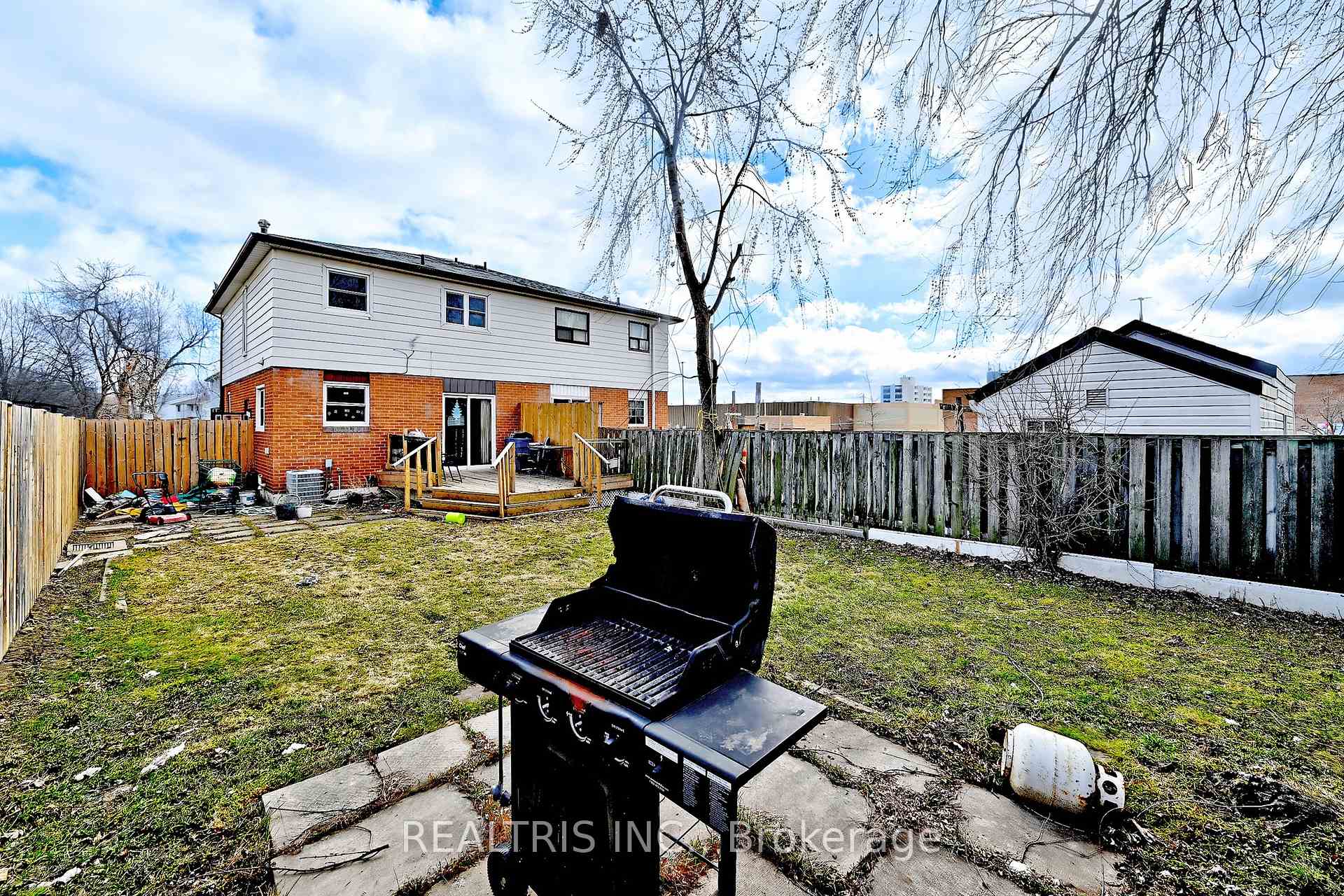 Photo 31 of 116 Sutherland Avenue, Brampton, Madoc — HOMEH