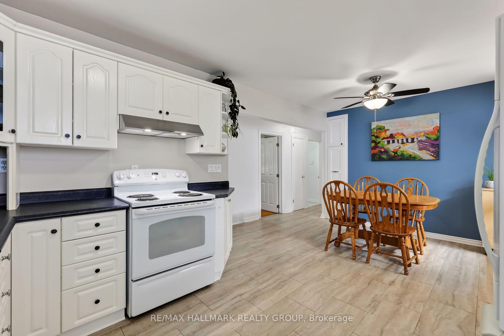 Photo 12 of 2627 Norberry Crescent, Ottawa, Mooneys Bay/Riverside Park — HOMEH