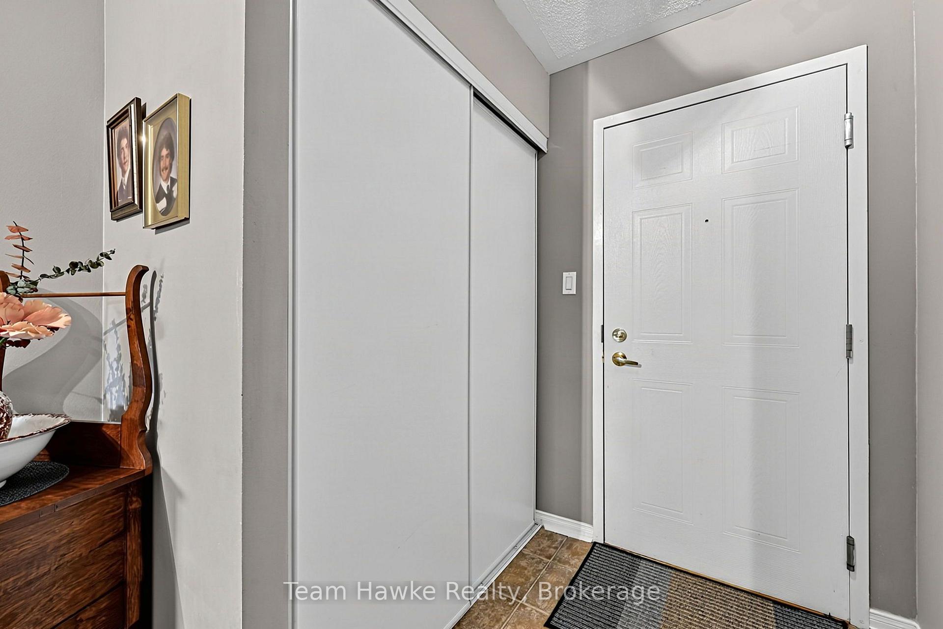 Photo 4 of Unit 306, 4 Beck Boulevard, Penetanguishene — HOMEH