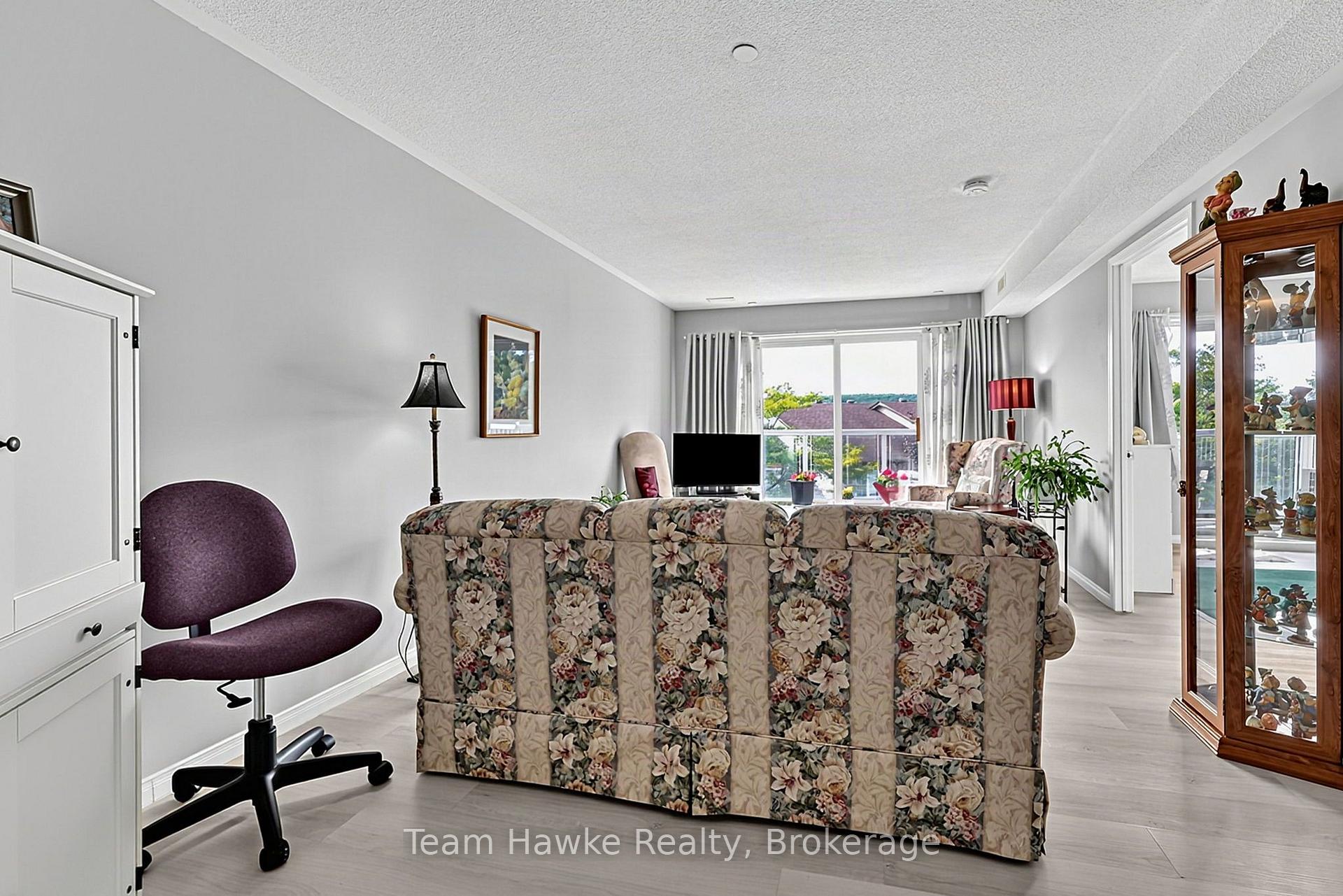 Photo 15 of Unit 306, 4 Beck Boulevard, Penetanguishene — HOMEH