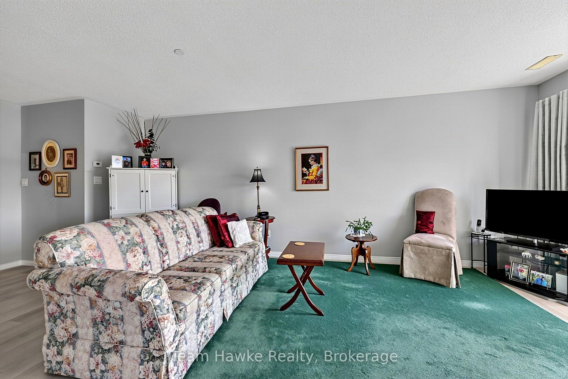 Photo 17 of Unit 306, 4 Beck Boulevard, Penetanguishene — HOMEH