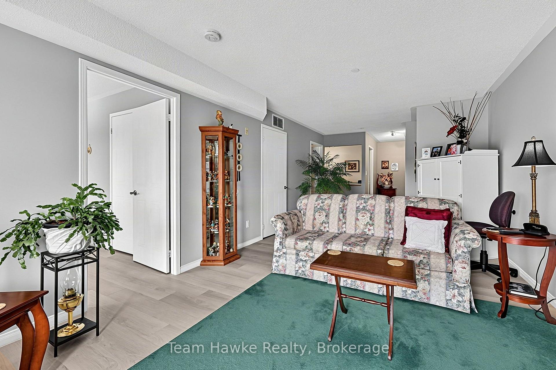 Photo 19 of Unit 306, 4 Beck Boulevard, Penetanguishene — HOMEH