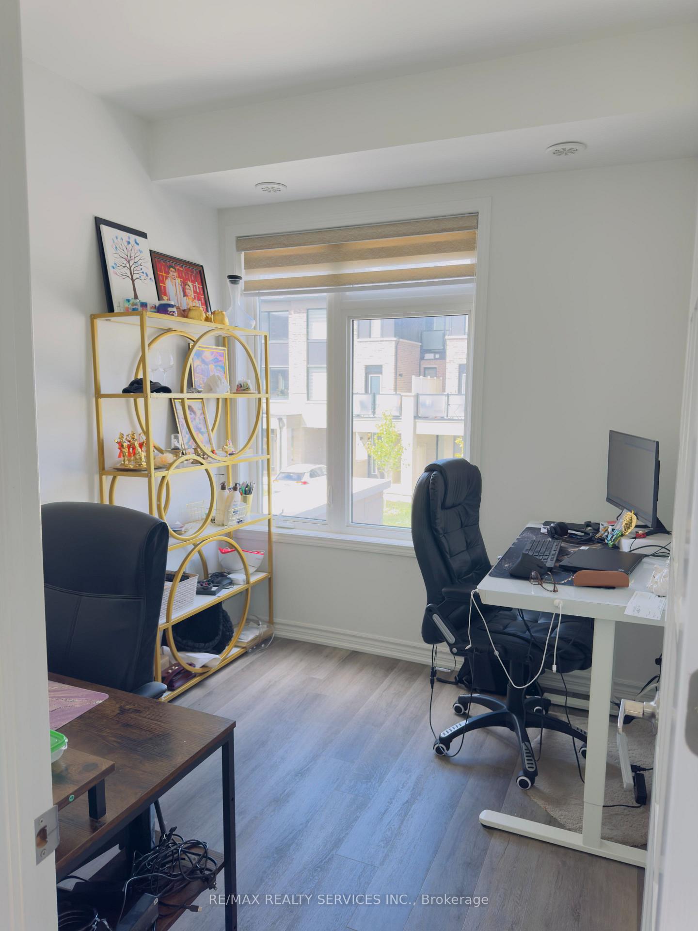Photo 24 of 182 Keppel Circle, Brampton, Northwest Brampton — HOMEH