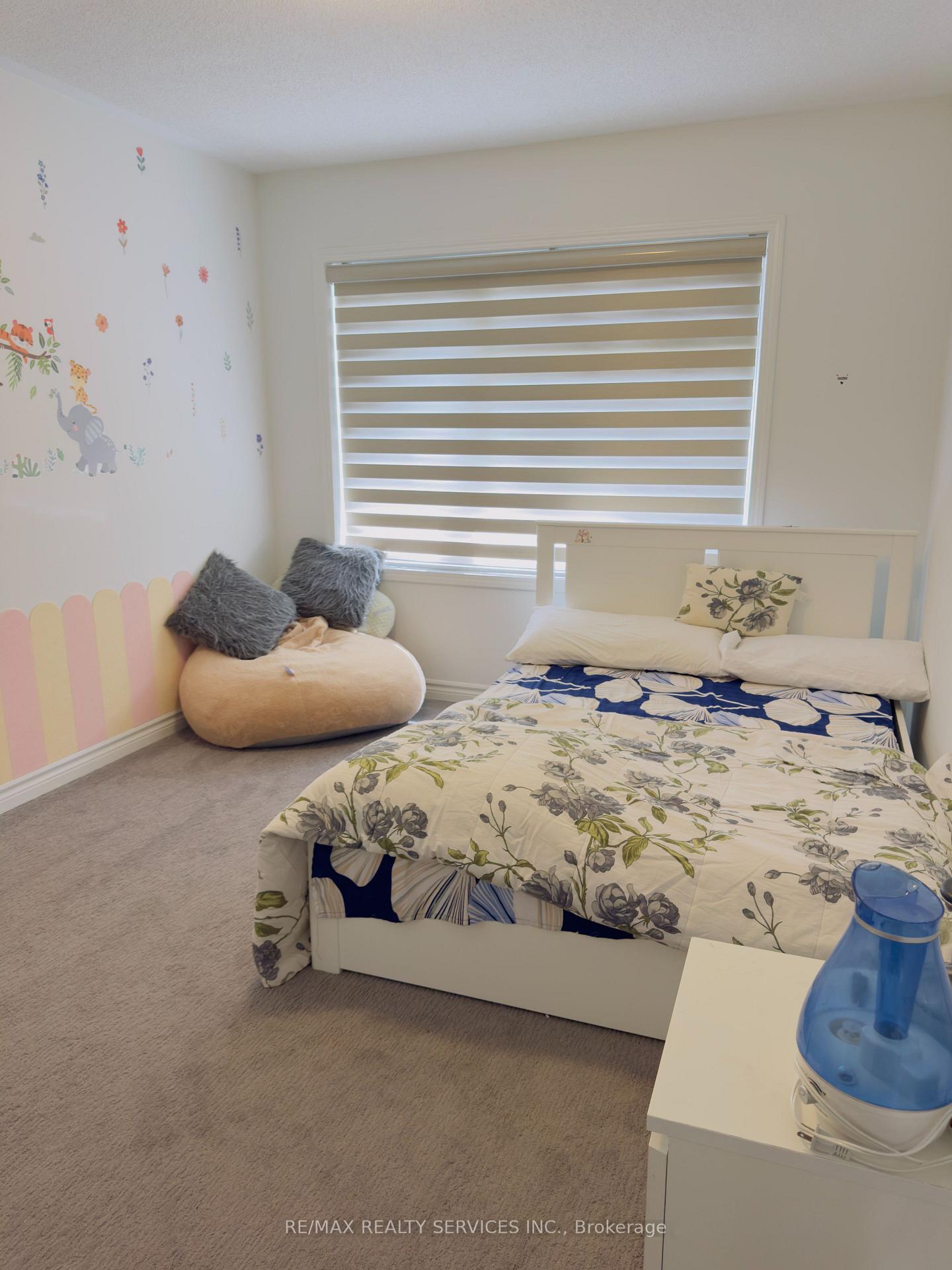 Photo 33 of 182 Keppel Circle, Brampton, Northwest Brampton — HOMEH