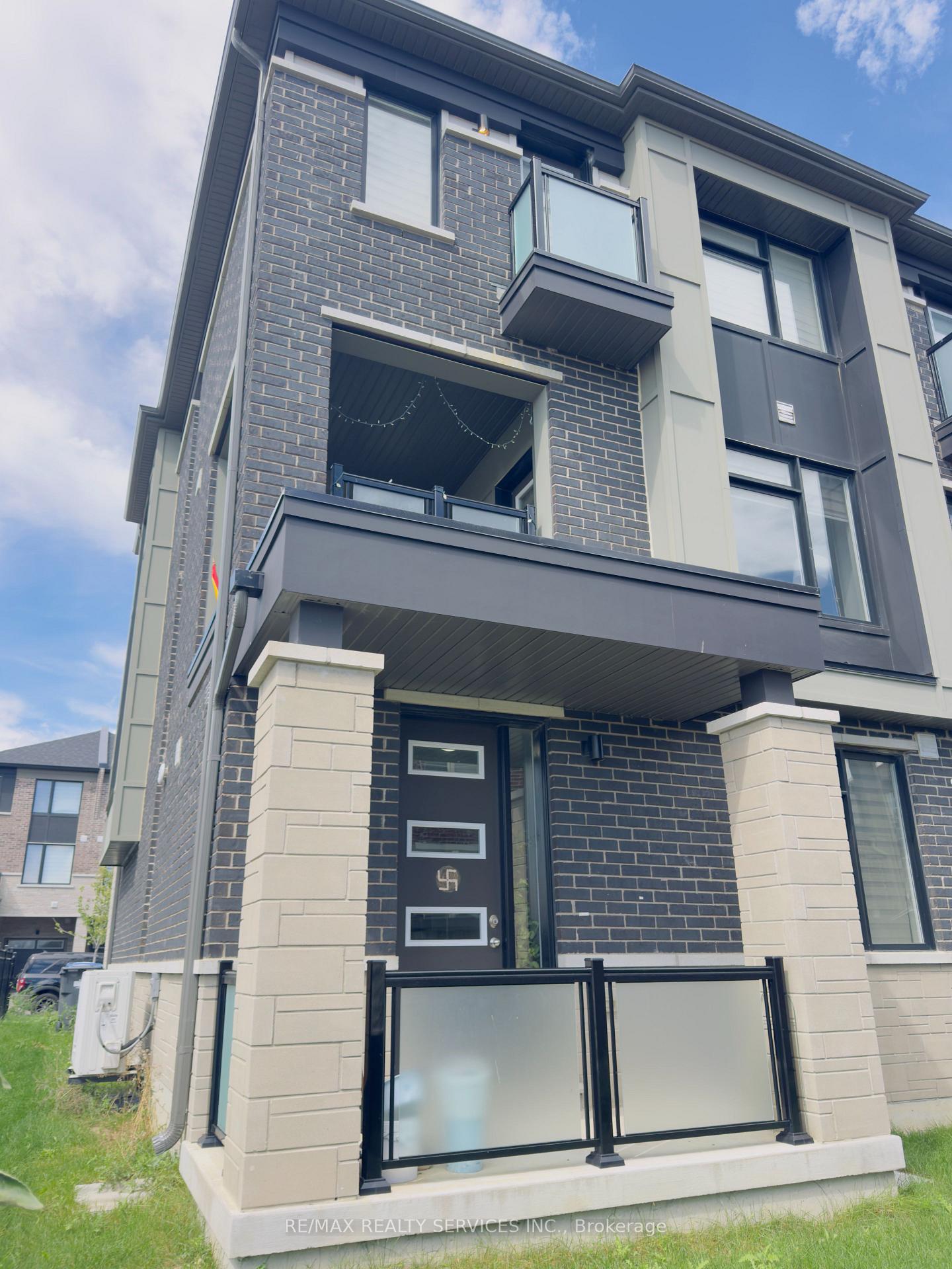 Photo 38 of 182 Keppel Circle, Brampton, Northwest Brampton — HOMEH