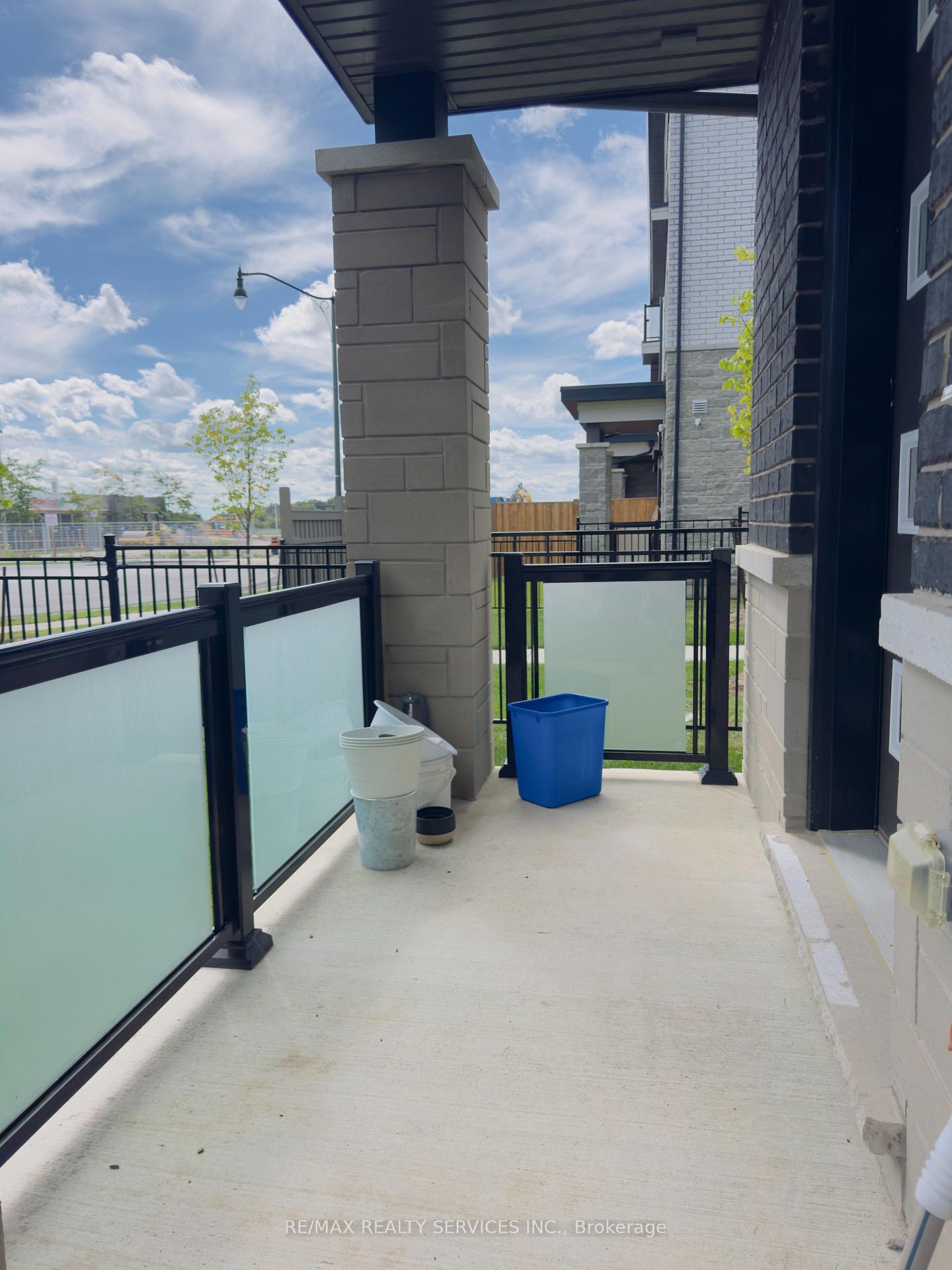 Photo 39 of 182 Keppel Circle, Brampton, Northwest Brampton — HOMEH