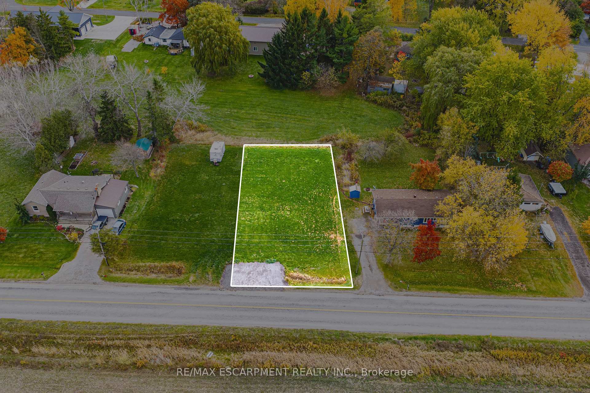 Photo of 610 New Lakeshore Road