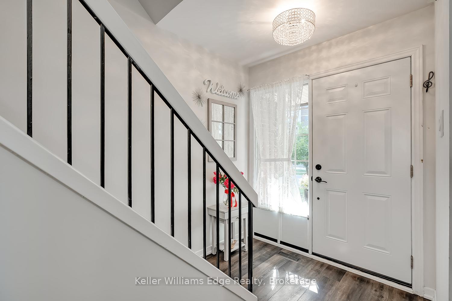 Photo 5 of Unit 18, 3021 Glencrest Road, Burlington, Roseland — HOMEH